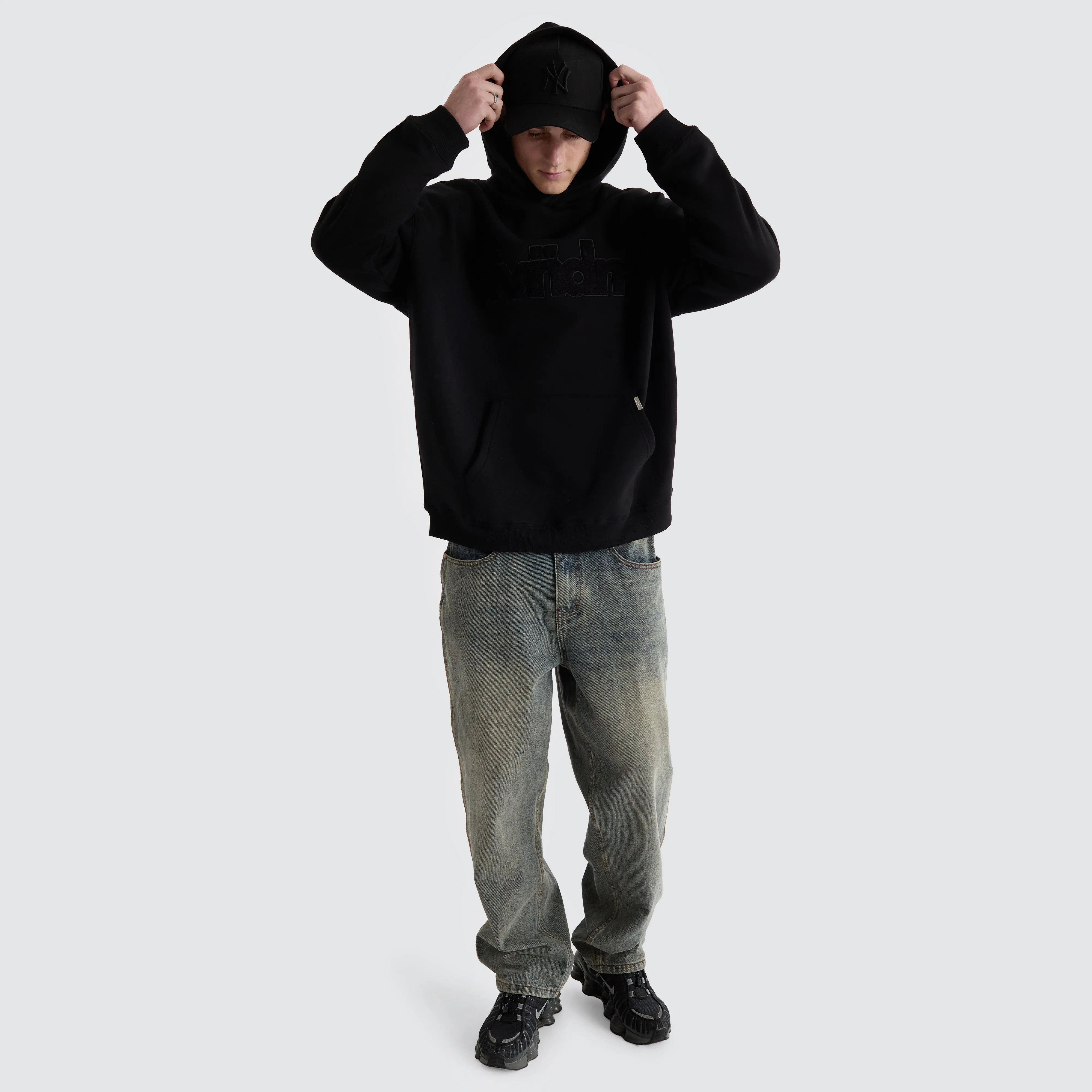 Tone Hood Sweat Black sold by Neverland product image thumbnail 4