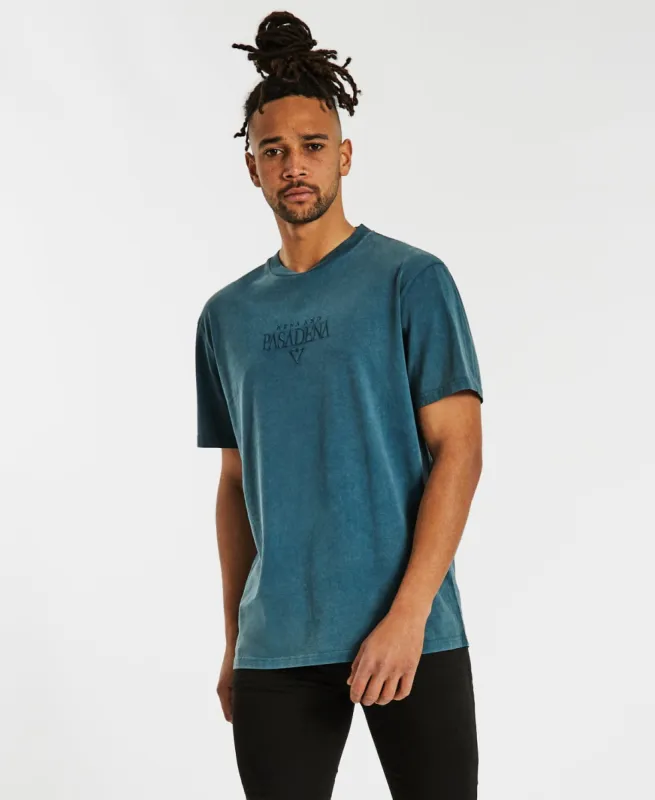 Senate Relaxed T-Shirt Pigment Stargazer Green sold by Neverland