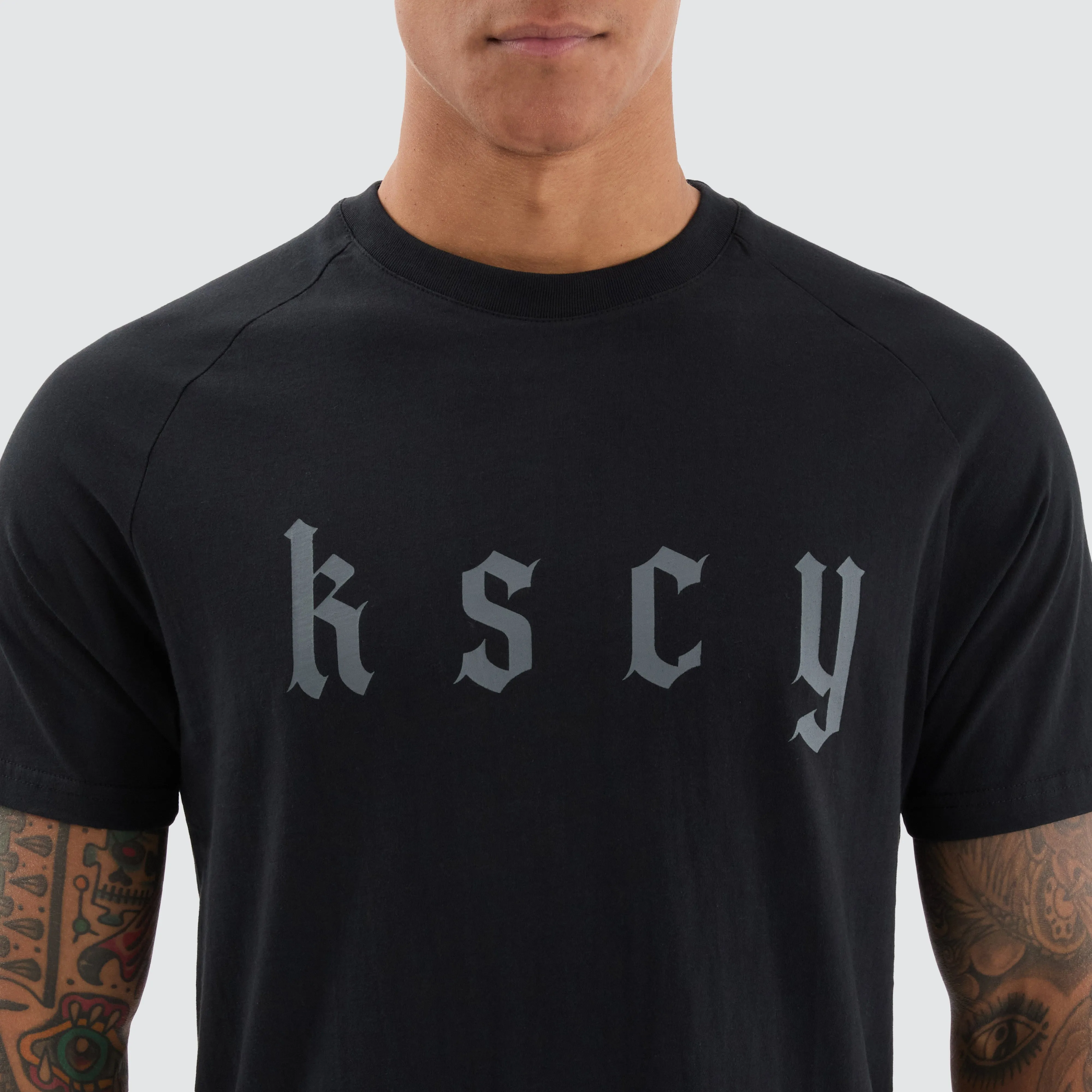 Apex Raglan Dual Curved Tee Dos Black sold by Neverland product image thumbnail 3