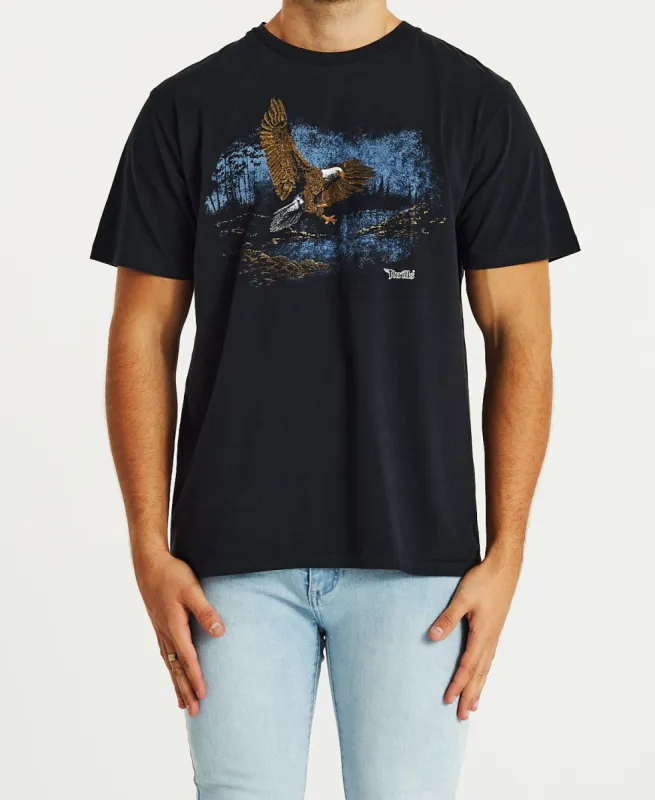 Twilight Merch Fit T-Shirt Twilight Black sold by Neverland