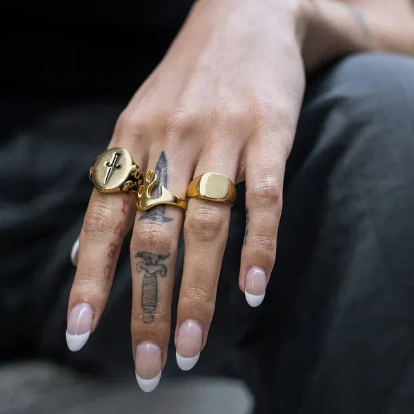 Minimal Signet Ring Gold sold by Neverland product image thumbnail 4