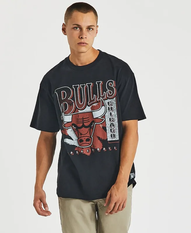 Brush Off Chicago Bulls T-Shirt Faded Black sold by Neverland