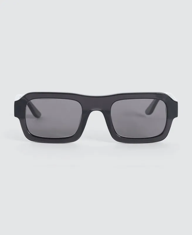Conman Sunglasses Black/Black sold by Neverland