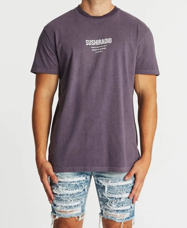 Trace Relaxed T-Shirt Pigment Shark sold by Neverland