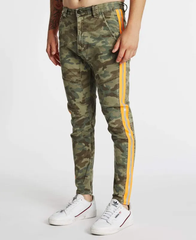 Sergeant Pants Fivestar Camo sold by Neverland