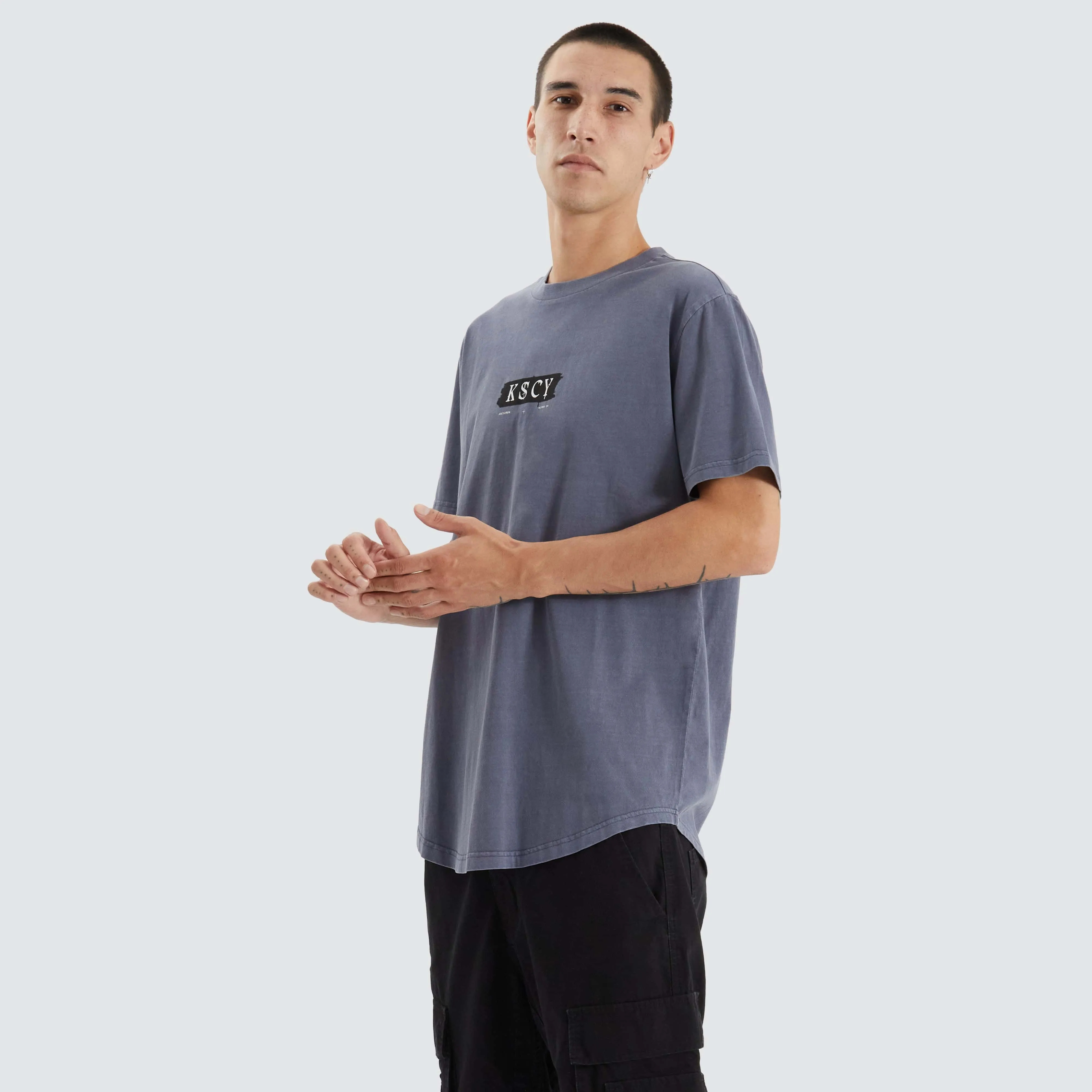 Leadville Dual Curved Tee Pigment Night Shadow sold by Neverland product image thumbnail 4