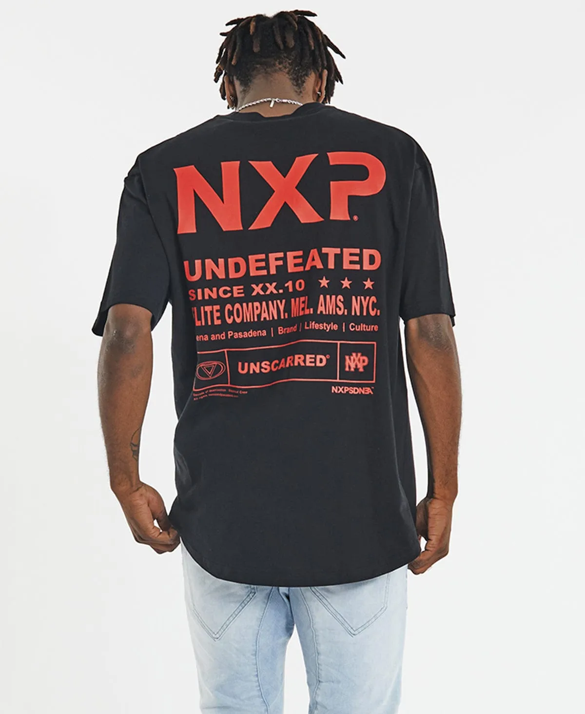 District Box Fit Scoop T-Shirt Jet Black sold by Neverland