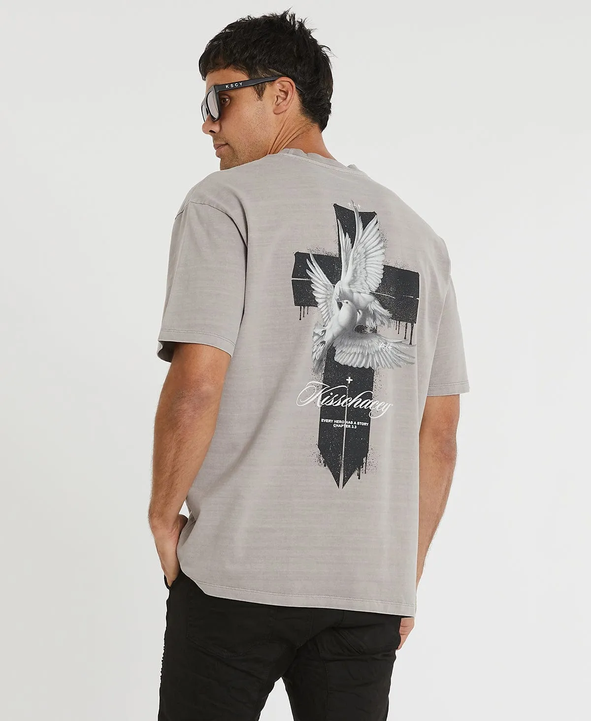 Steel Doves Heavy Box Fit T-Shirt Pigment Gull Grey sold by Neverland