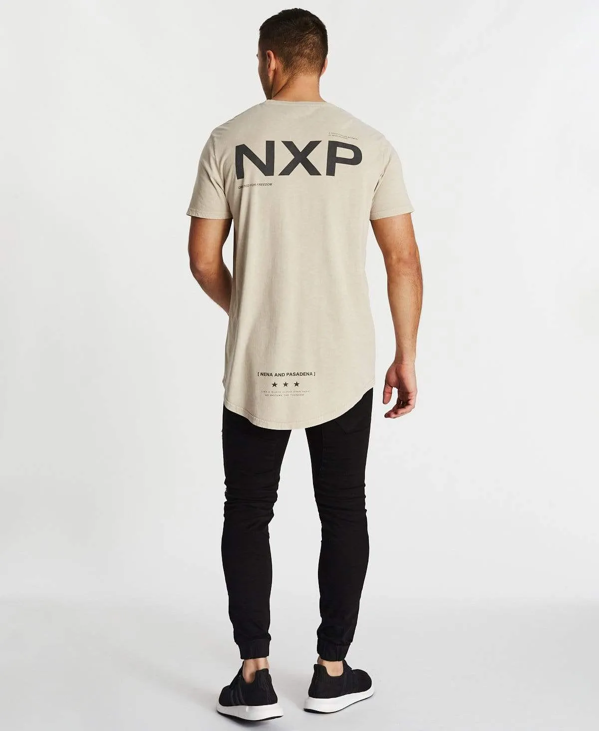 Heated Cape Back T-Shirt Acid Mushroom sold by Neverland product image thumbnail 5