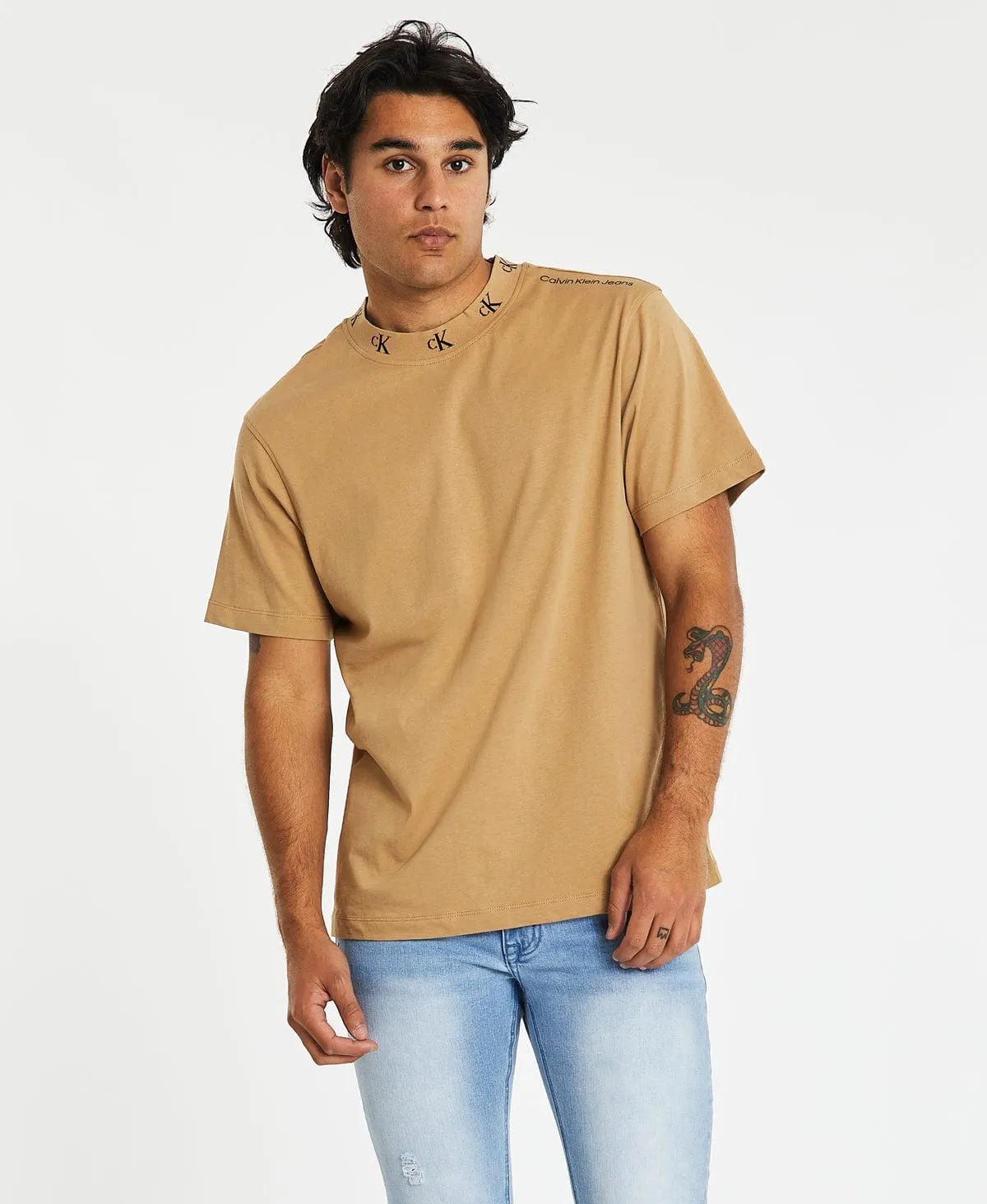 Logo Jacquard T-Shirt Timeless Camel sold by Neverland