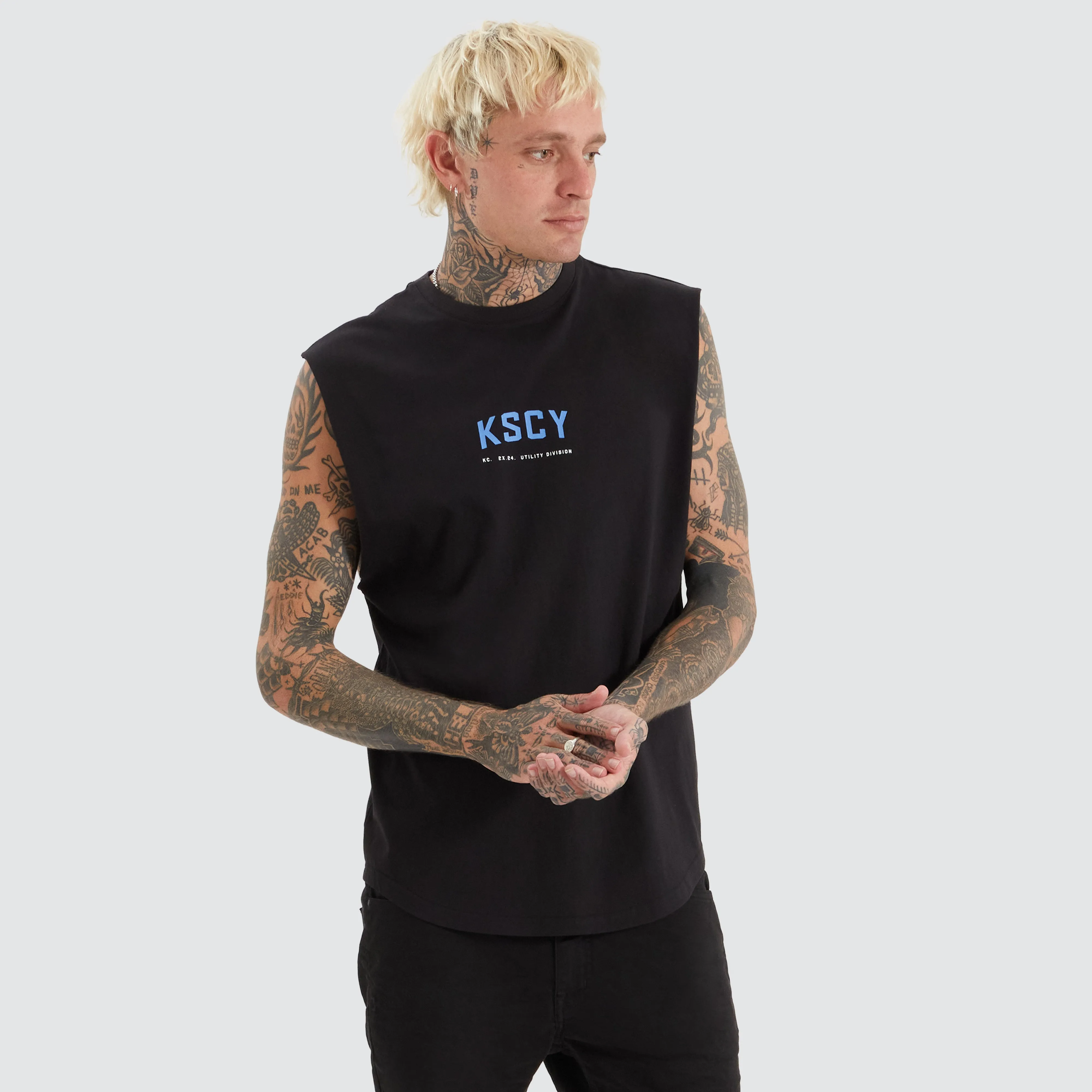 Nebo Dual Curved Muscle Jet Black sold by Neverland