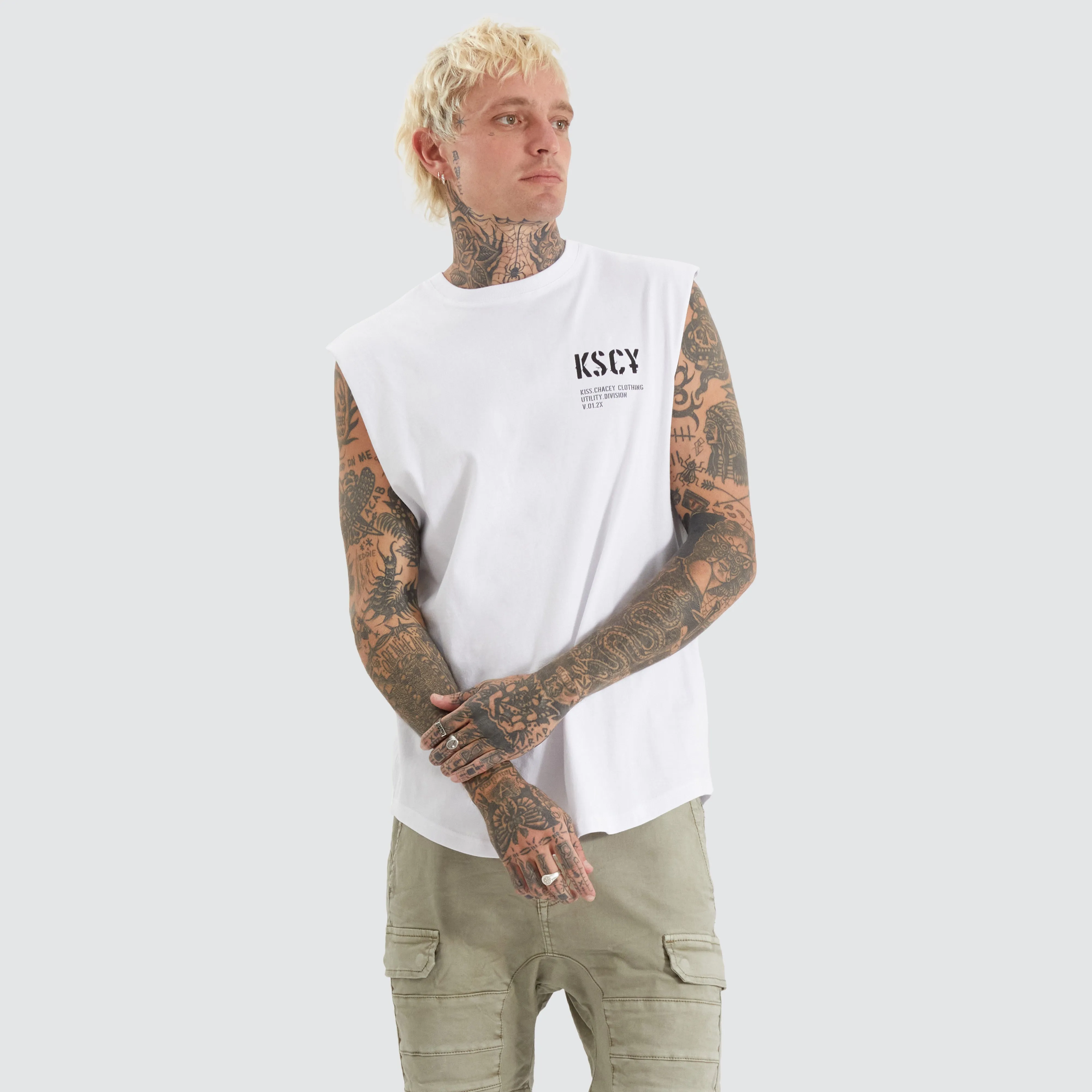 Harmon Dual Curved Muscle Optical White sold by Neverland