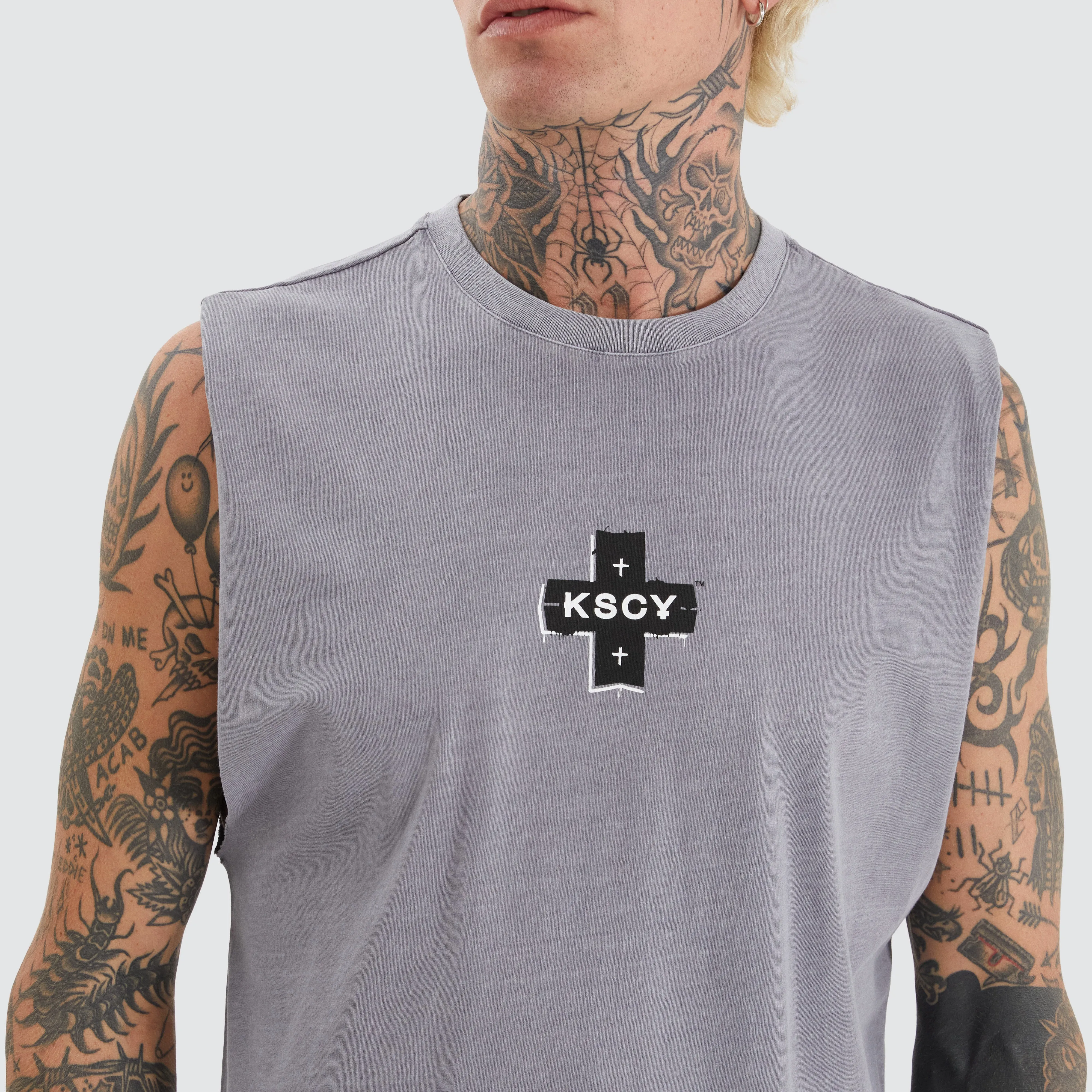 Overton Dual Curved Muscle Pigment Sky Rocket sold by Neverland product image thumbnail 3