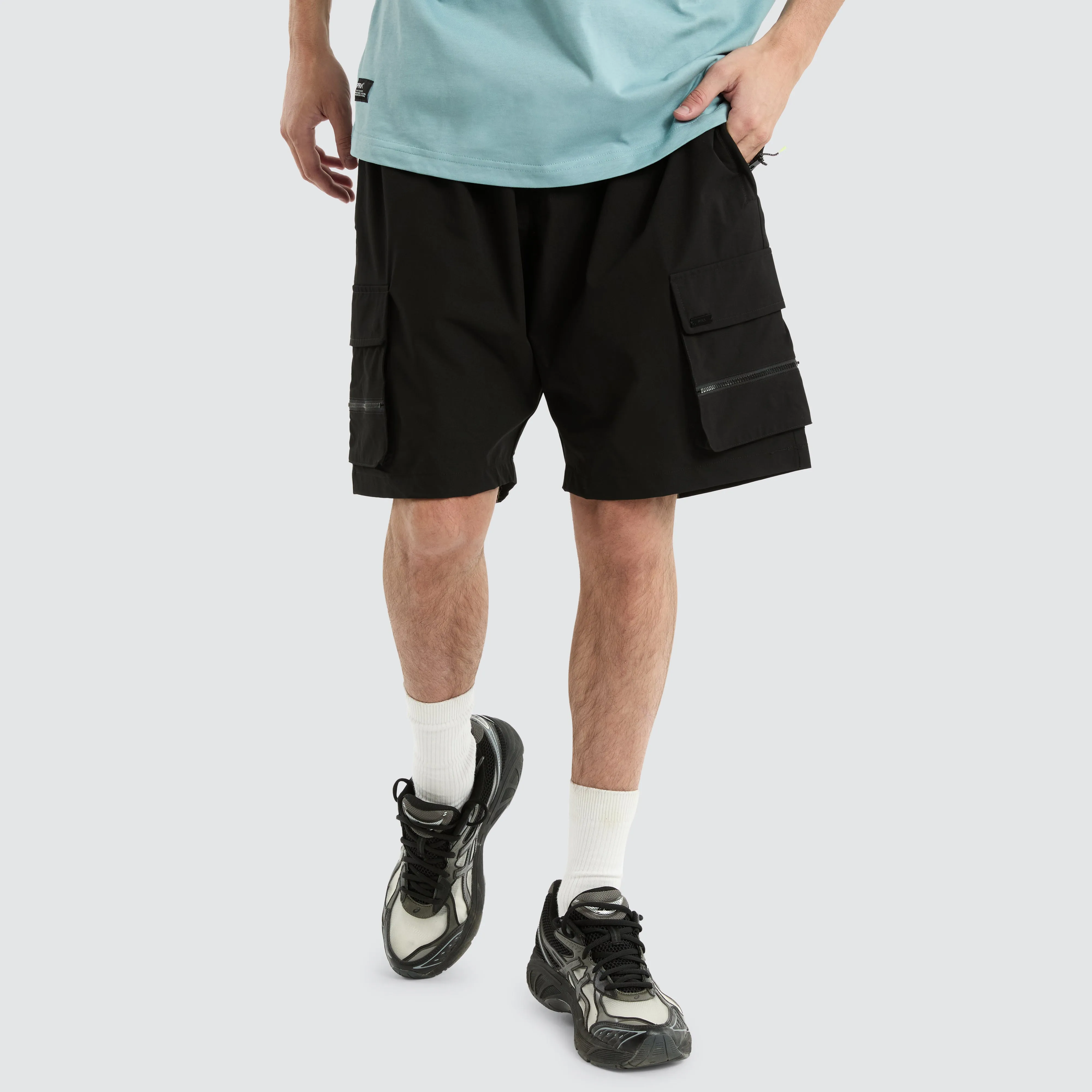 Nero Hike Short Black sold by Neverland
