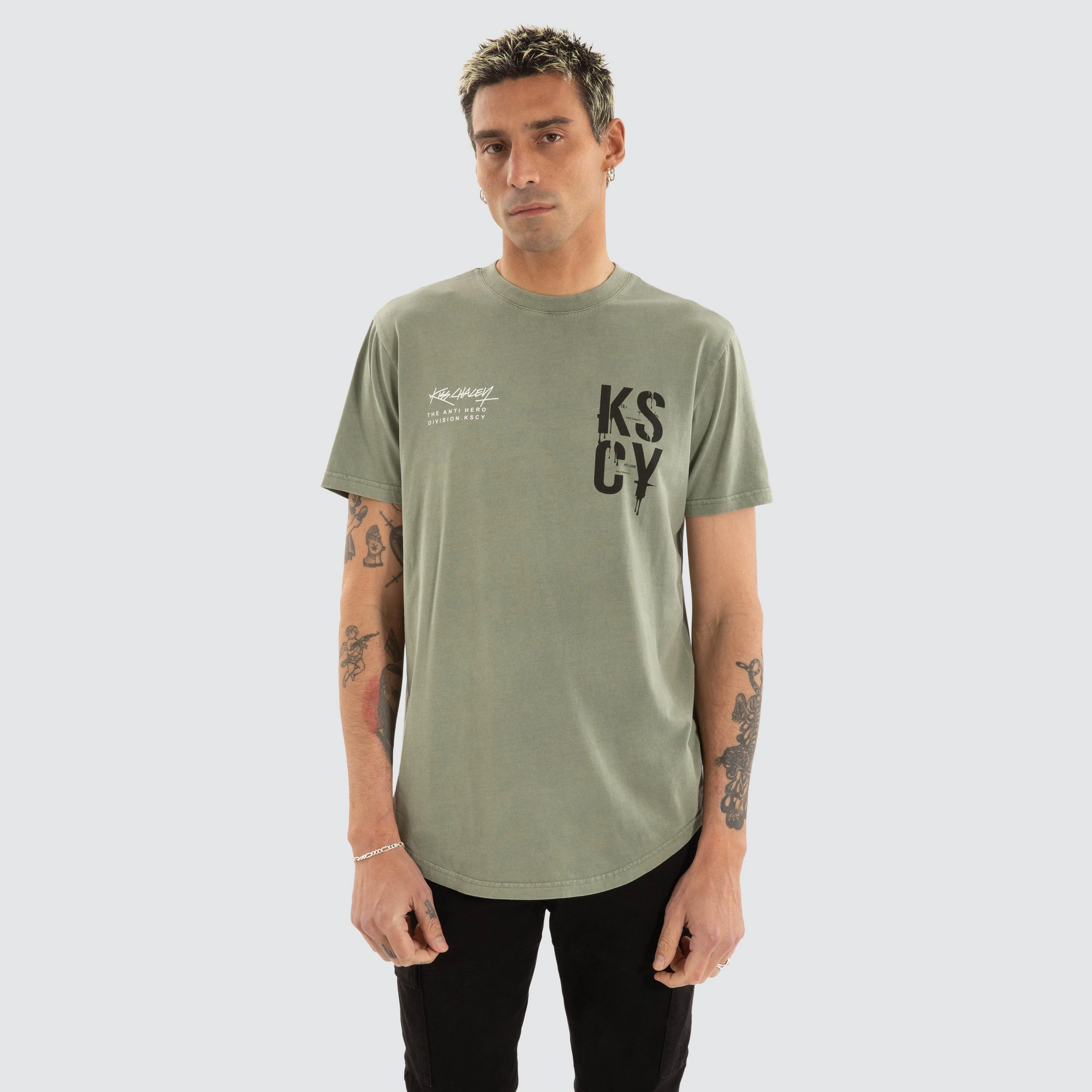 Cloak Dual Curved Tee Pigment shadow sold by Neverland product image thumbnail 2