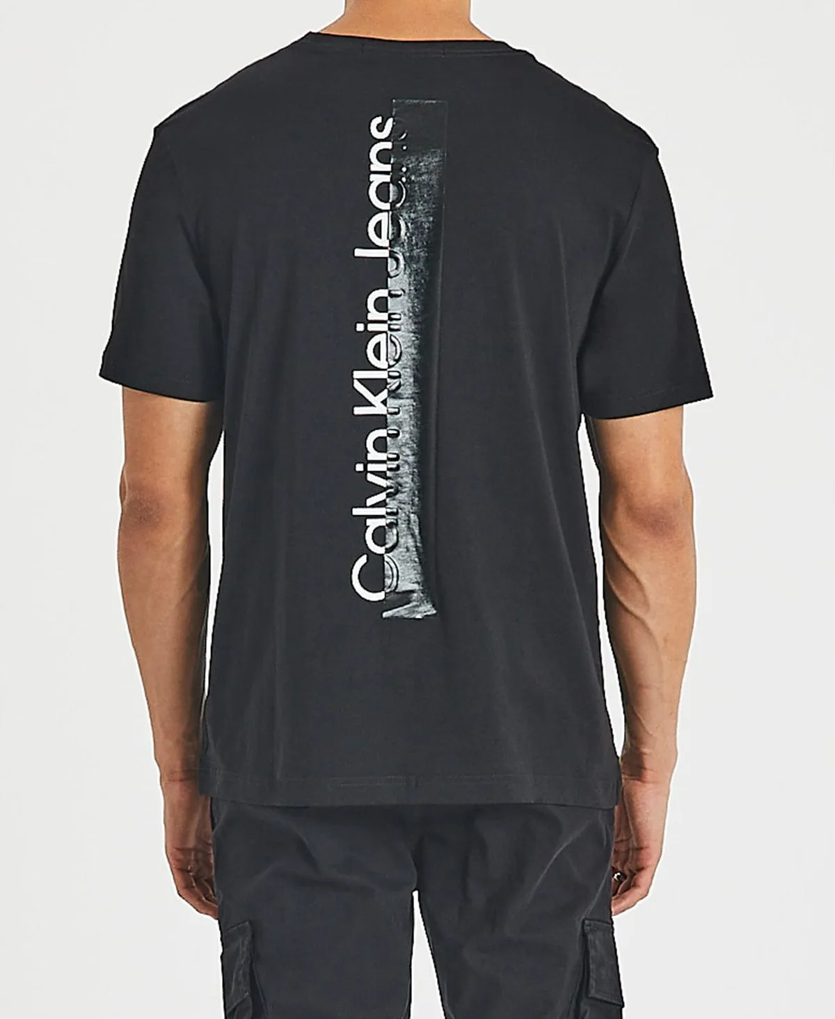 Instit Shine Blocking Back T-Shirt Black sold by Neverland product image thumbnail 3