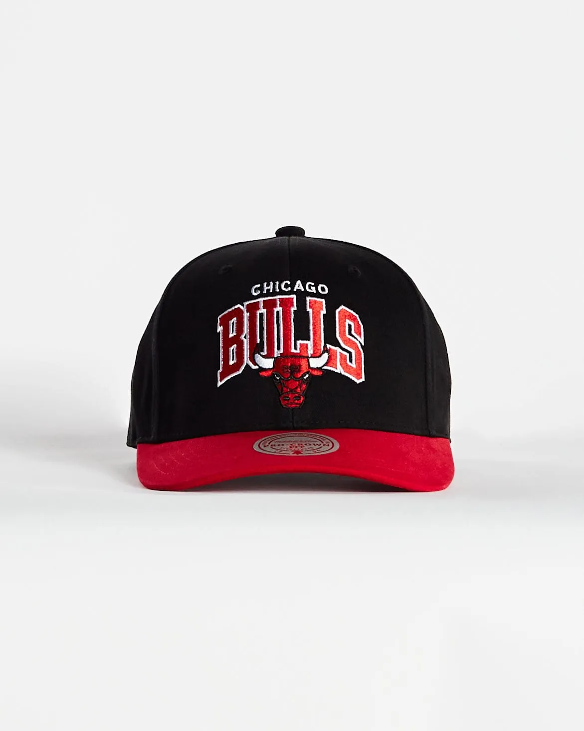 Chicago Bulls Team Arch 5 Panel Snapback Black/Red sold by Neverland