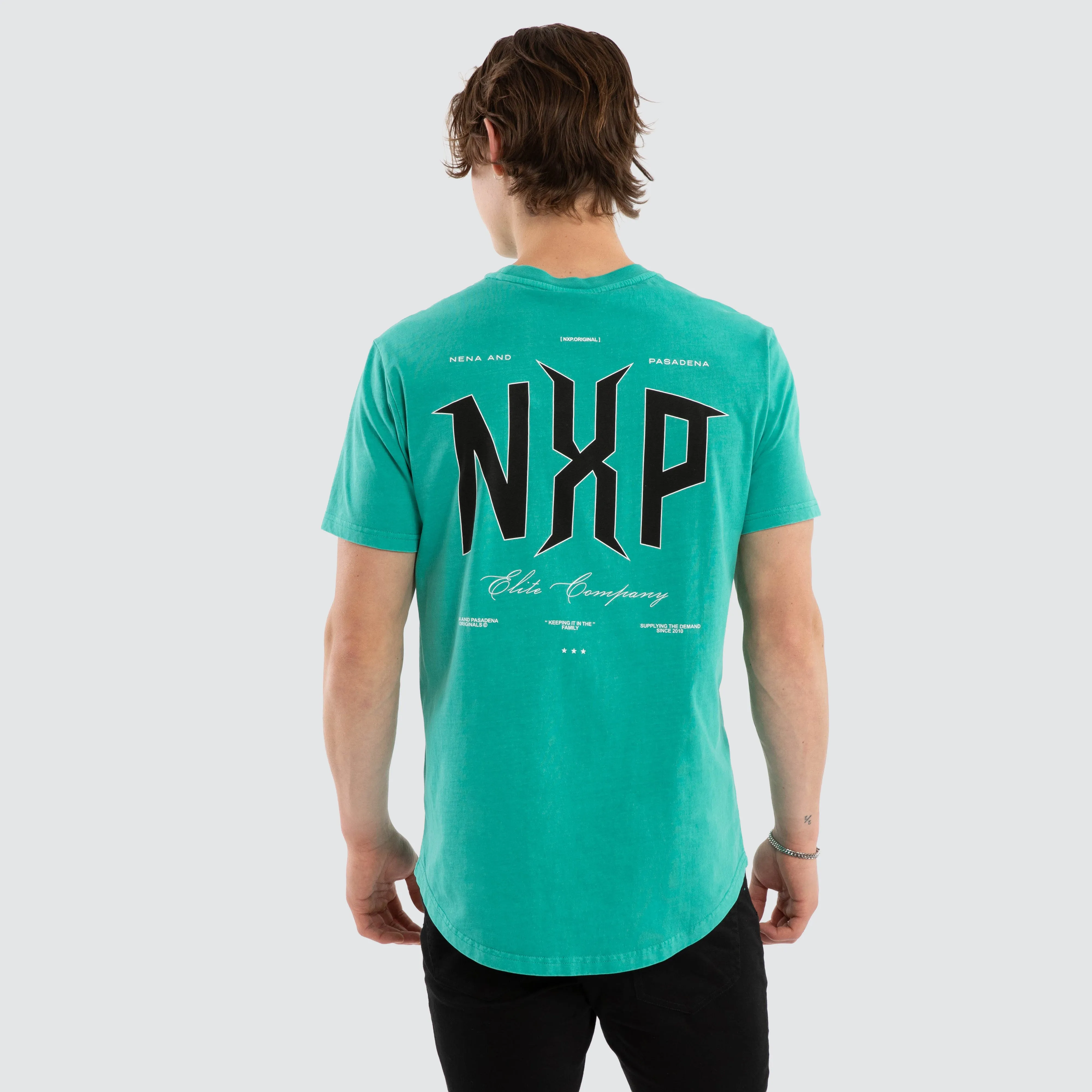 Dominate Dual Curved Tee Pigment Arcadia sold by Neverland