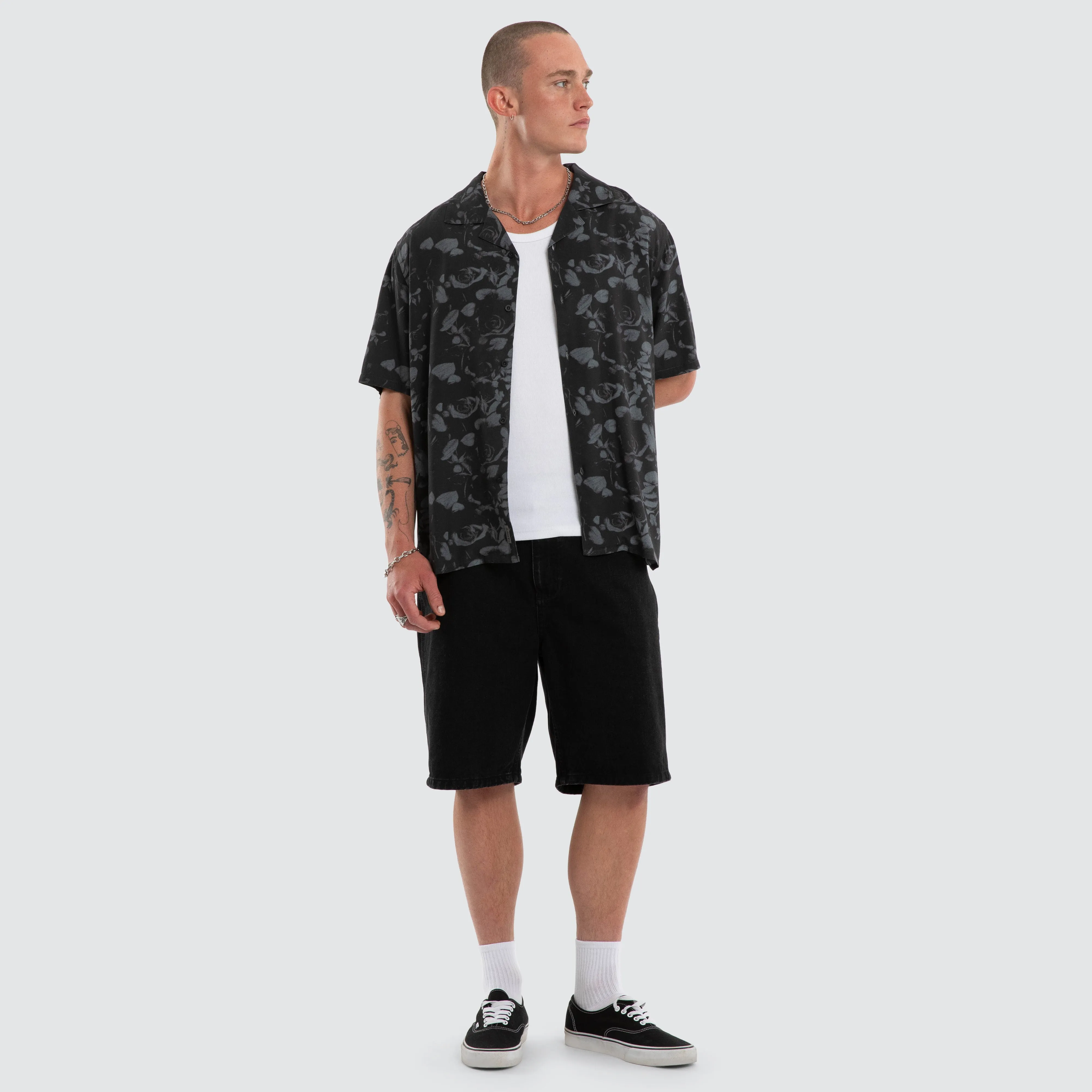 Thorn Button Up Shirt Black Print sold by Neverland product image thumbnail 5