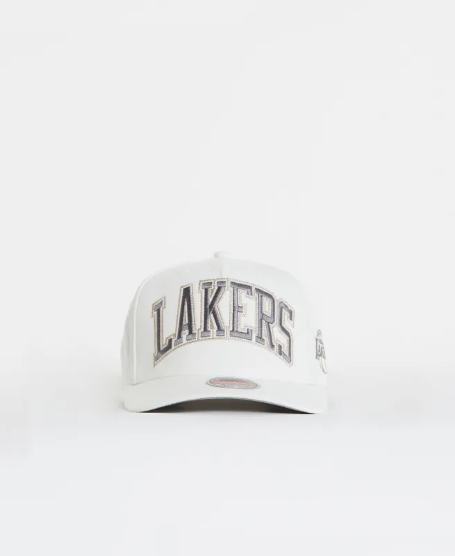 Team Wordmark CL Lakers Unbleached White made by Mitchell & Ness