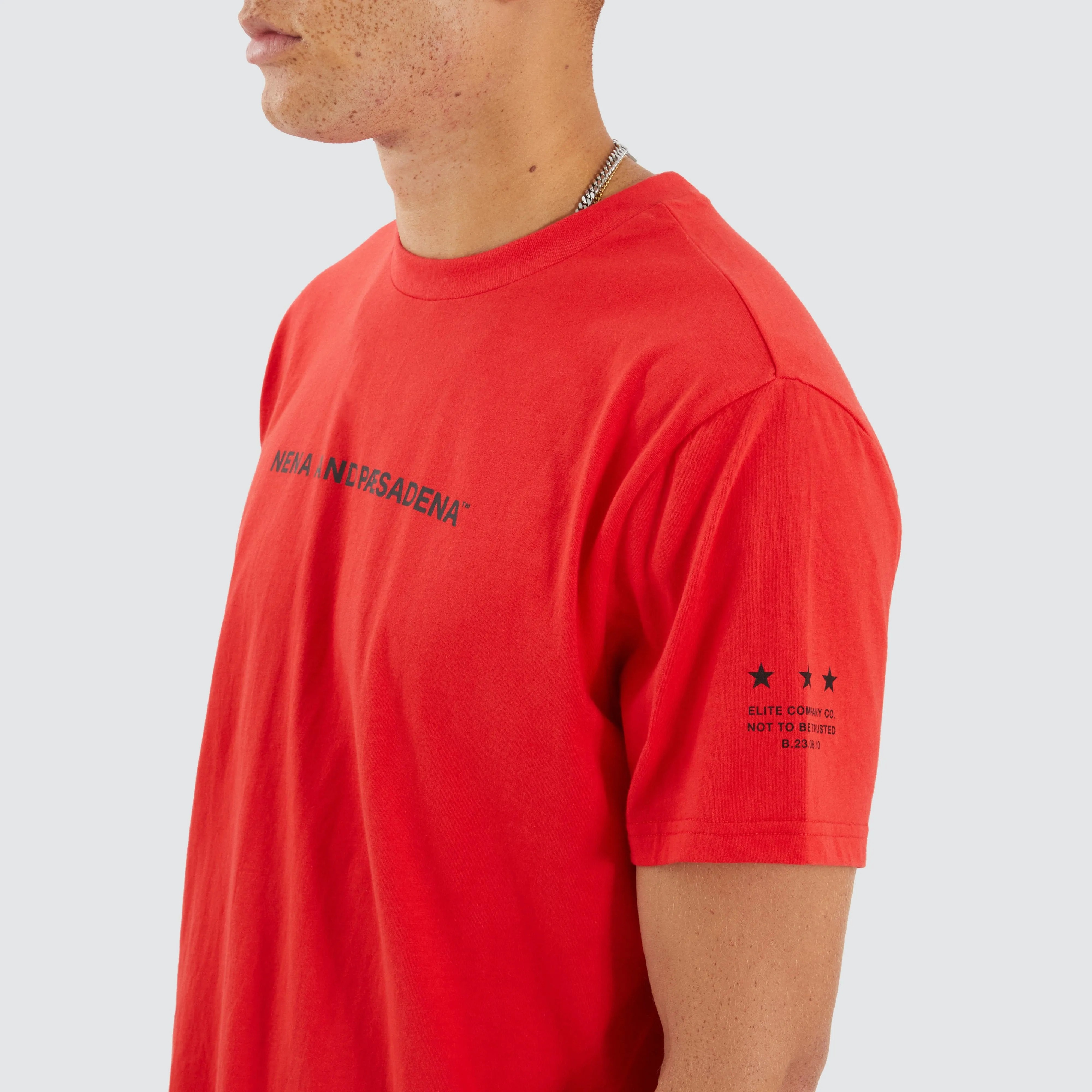 Extension Dual Curved Tee Poppy Red/Black sold by Neverland product image thumbnail 3