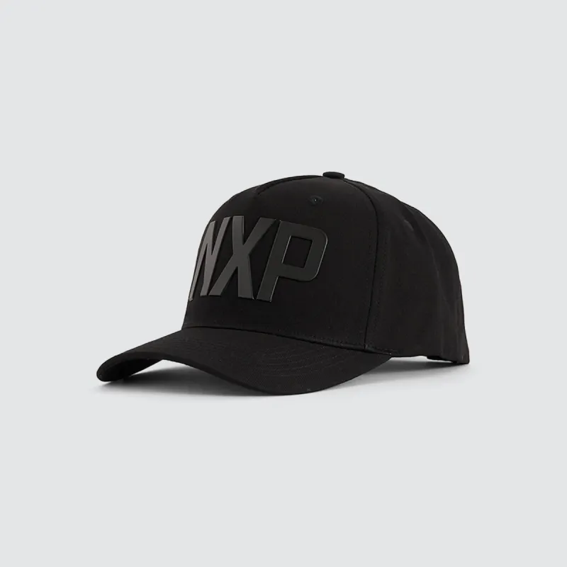 Facade 5 Panel Curved Peak Cap Black sold by Neverland