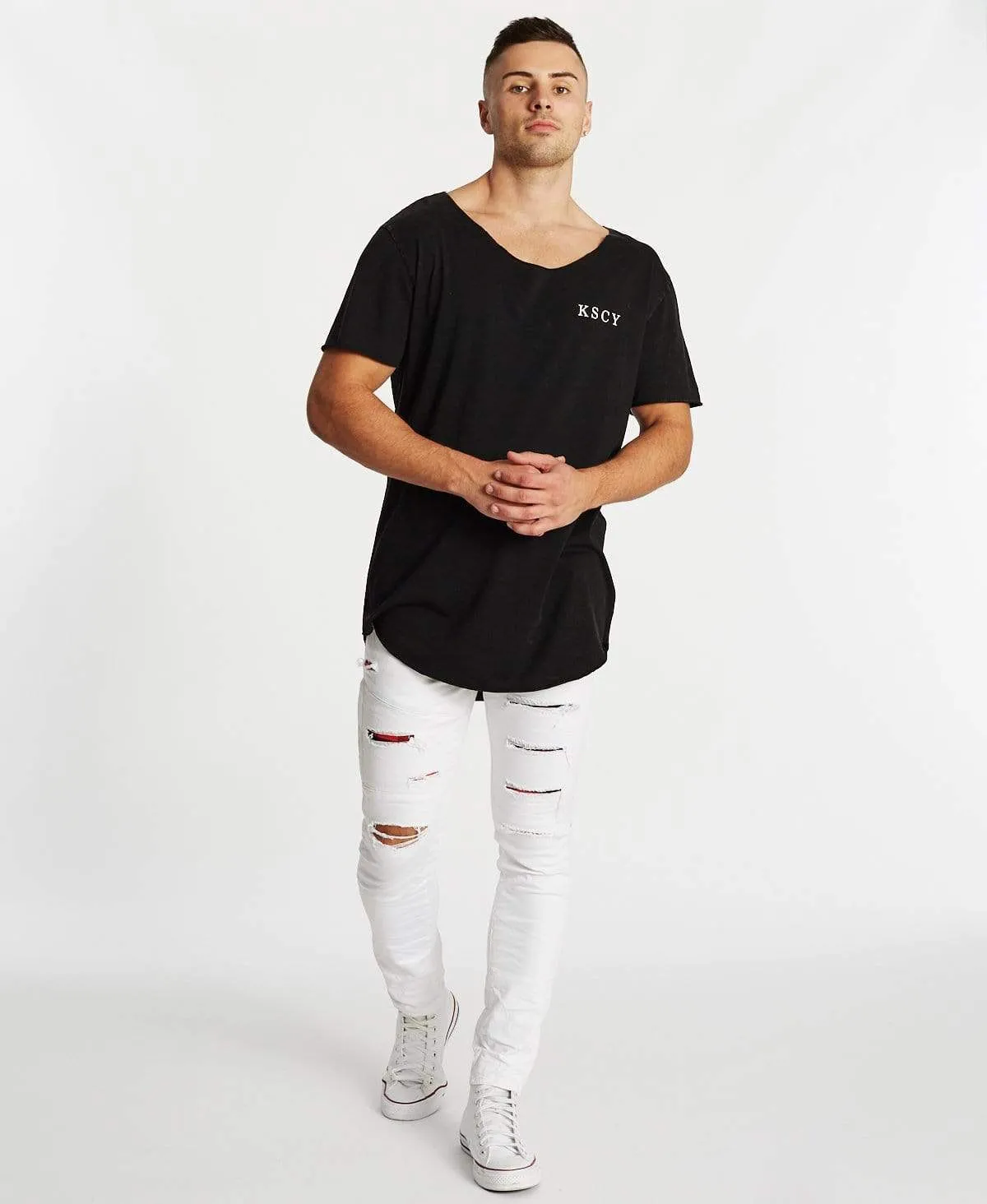 Undertow Raw V-Neck T-Shirt Acid Black sold by Neverland product image thumbnail 4