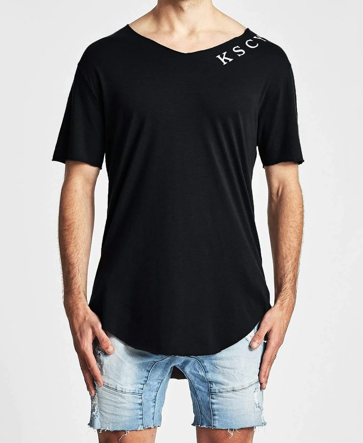 Zero Curved V-Neck T-Shirt Jet Black sold by Neverland