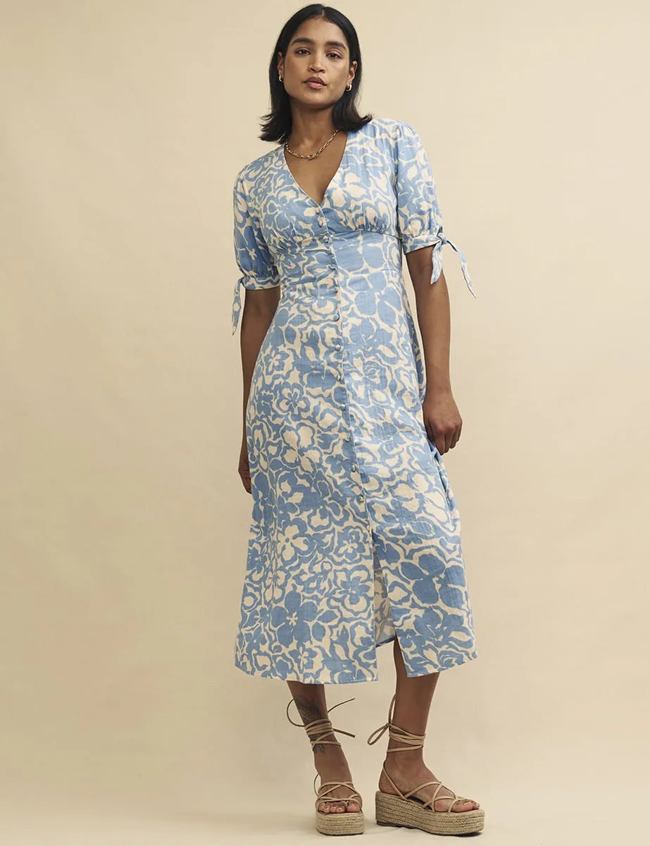 Blue Floral Alexis Midi Dress sold by Nobody's Child product image thumbnail 4