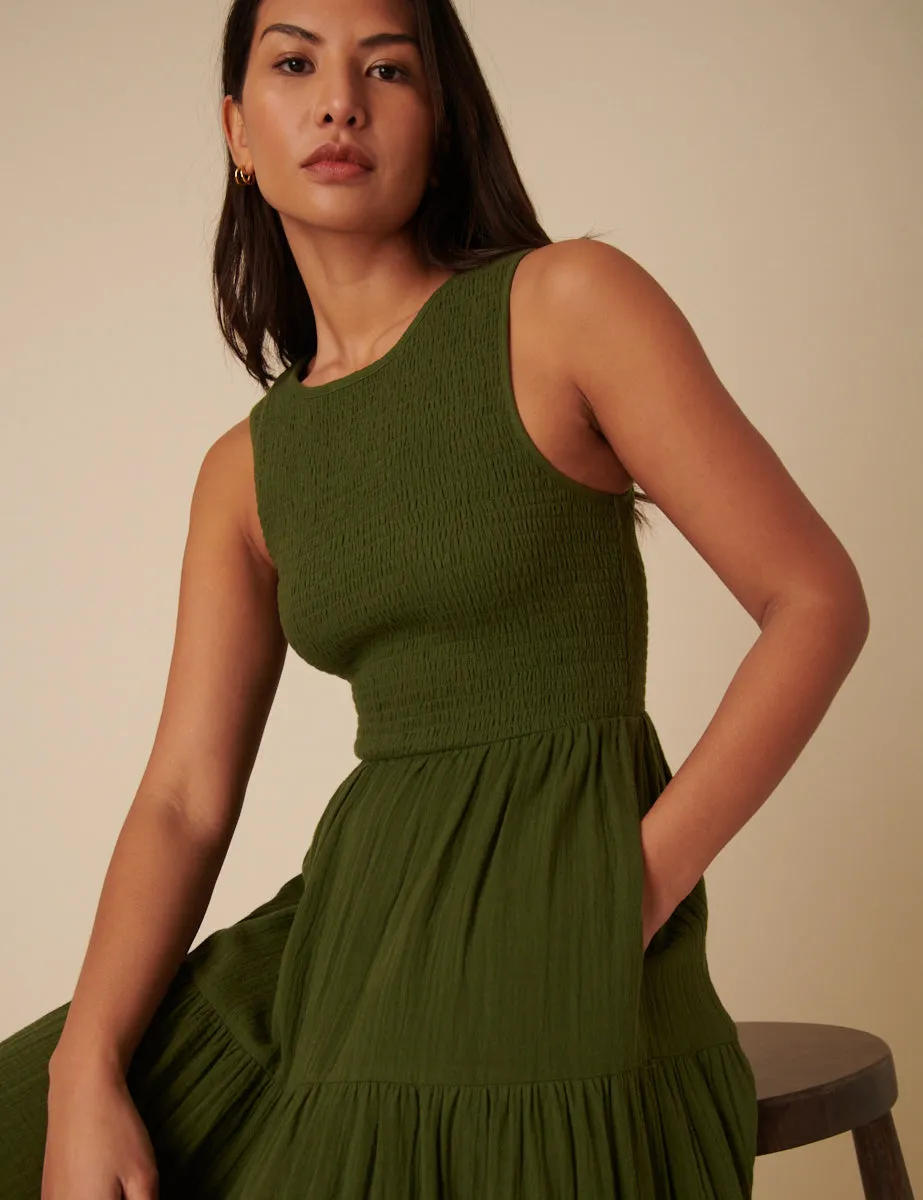 Green Sleeveless Tiered Charlie Midi Dress sold by Nobody's Child product image thumbnail 2