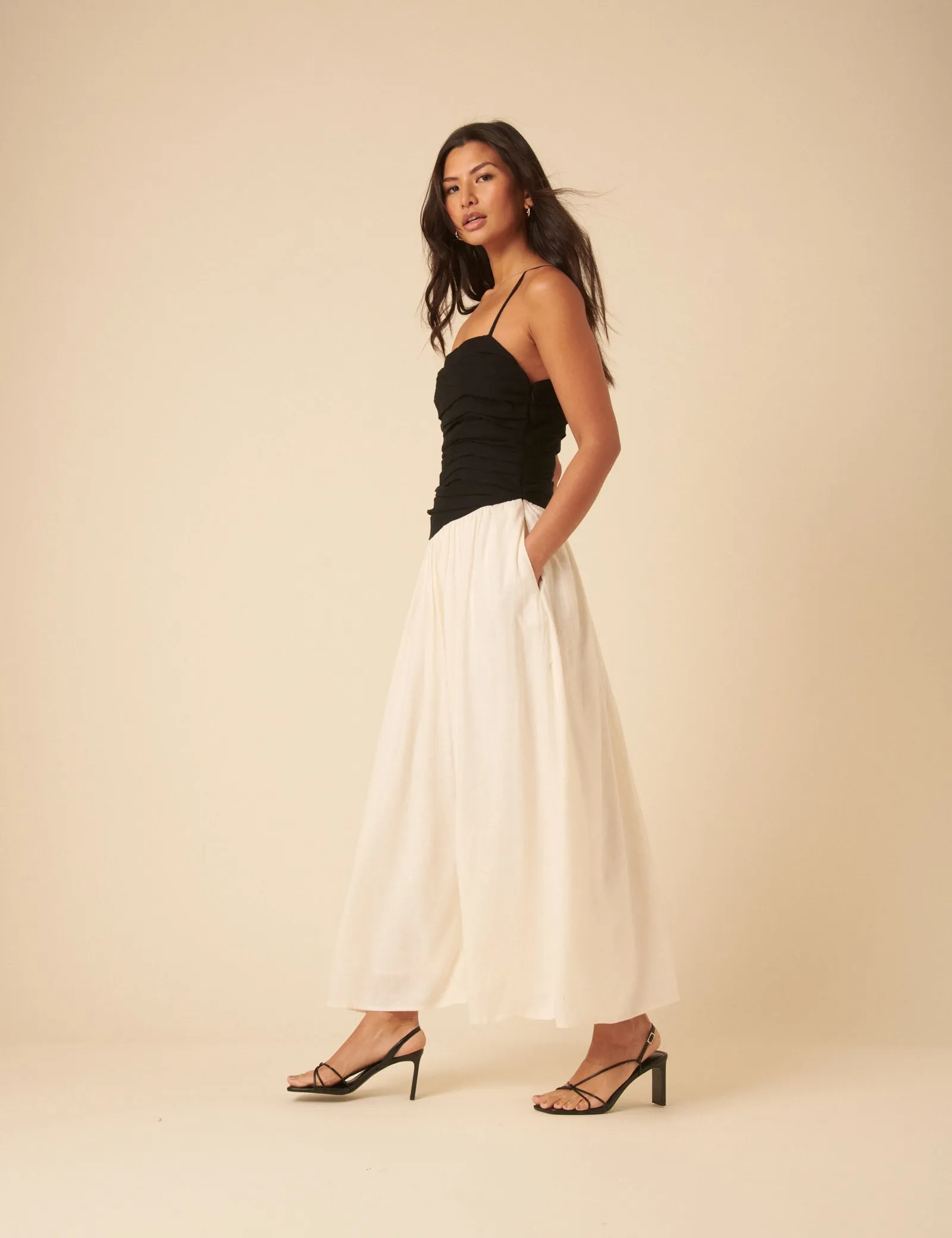 Black Bandeau Linen-blend Contrast Kendra Midi Dress sold by Nobody's Child product image thumbnail 3