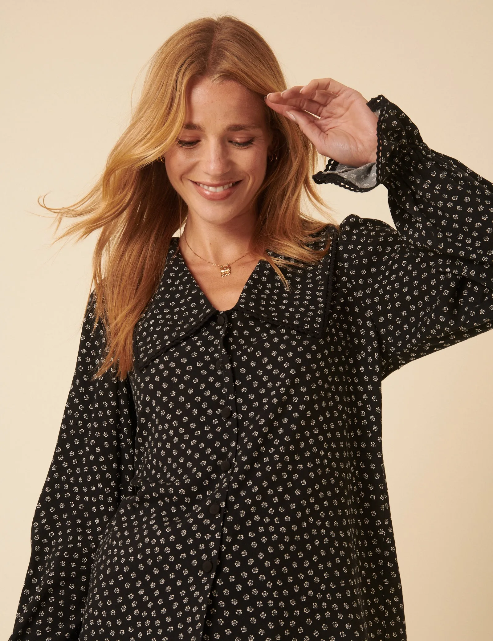 Black Floral Printed Collared Long Sleeve Blouse sold by Nobody's Child product image thumbnail 3