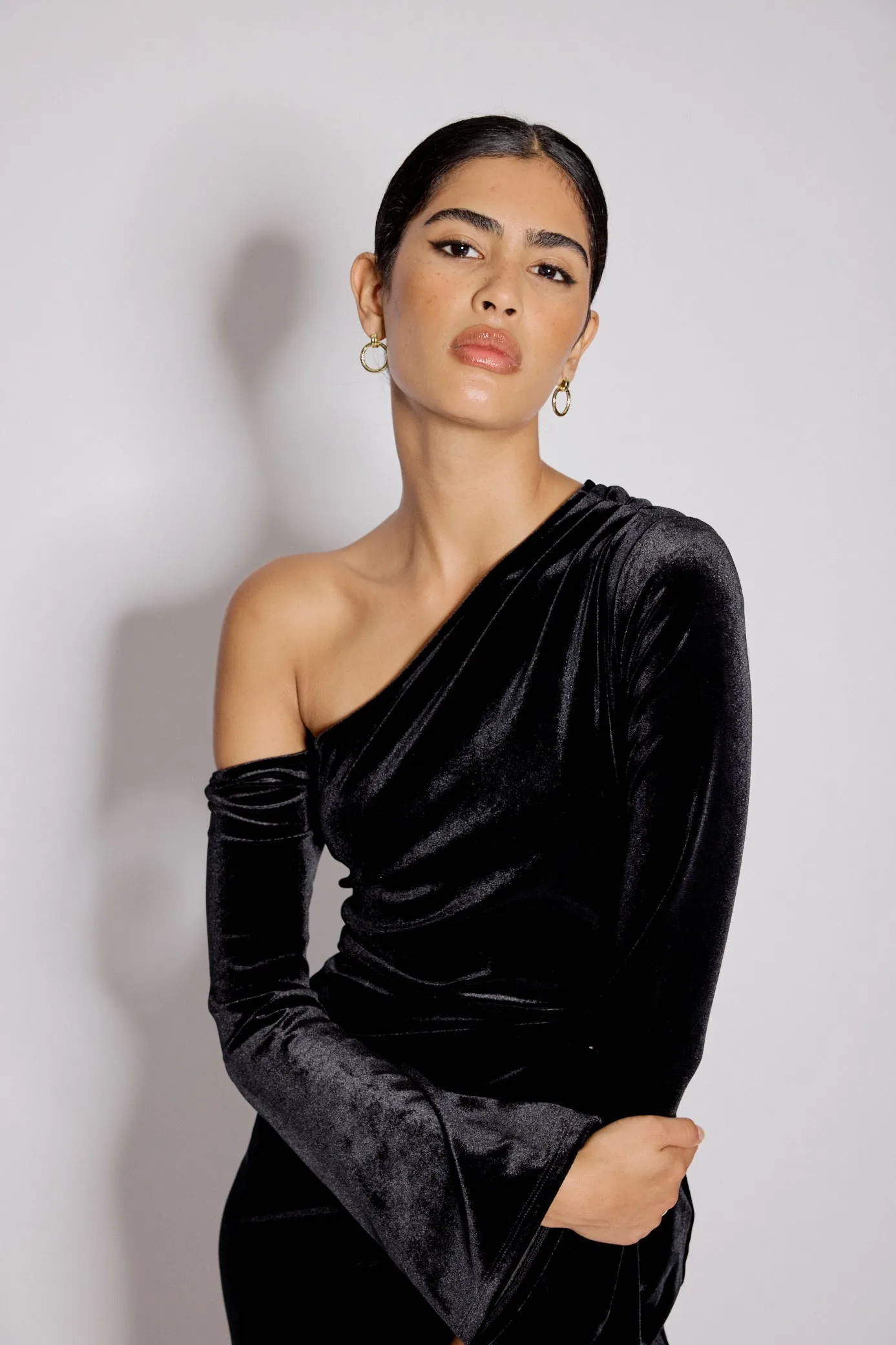 Black Velvet Asymmetric Virgo Midi Dress sold by Nobody's Child product image thumbnail 2