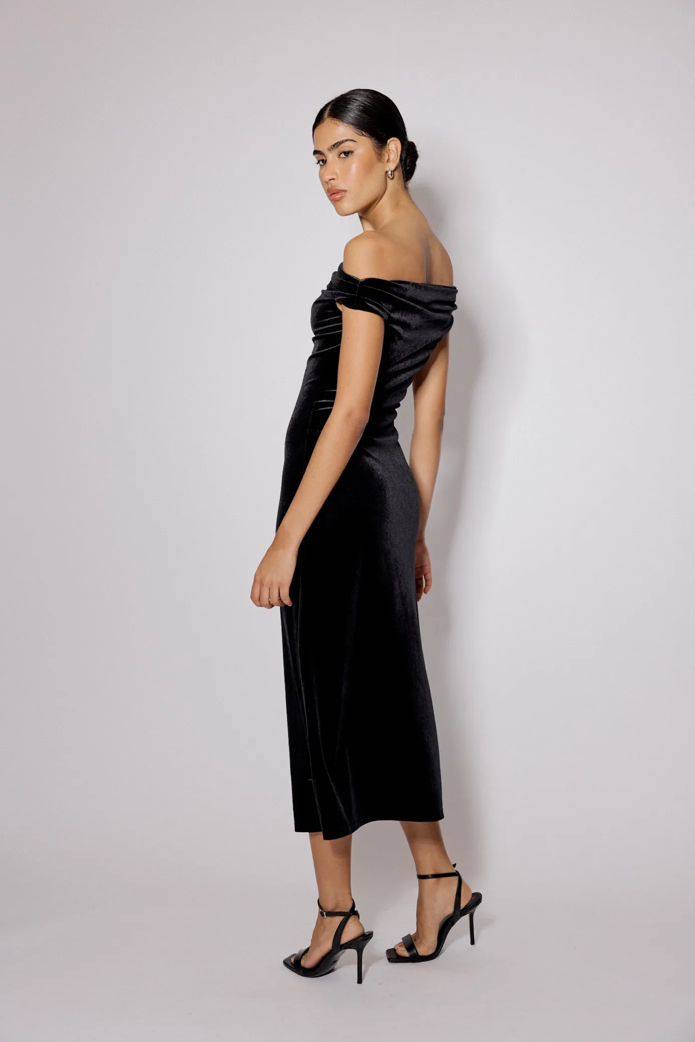 Black Off Shoulder Stretch Velvet Pippa Maxi Dress sold by Nobody's Child product image thumbnail 4