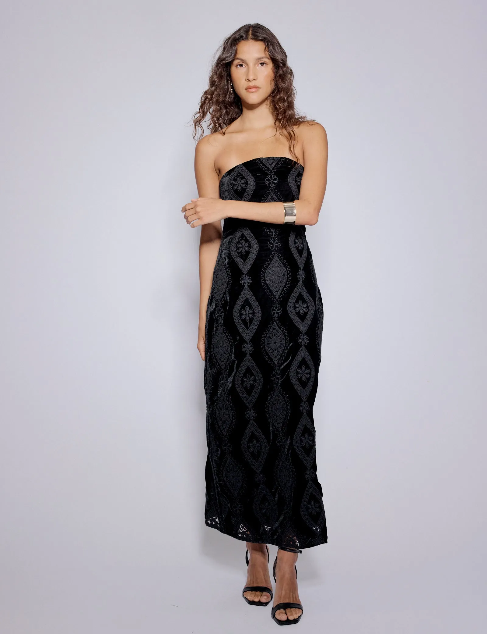 Black Velvet Floral Embroidered Bandeau Midi Dress sold by Nobody's Child product image thumbnail 4