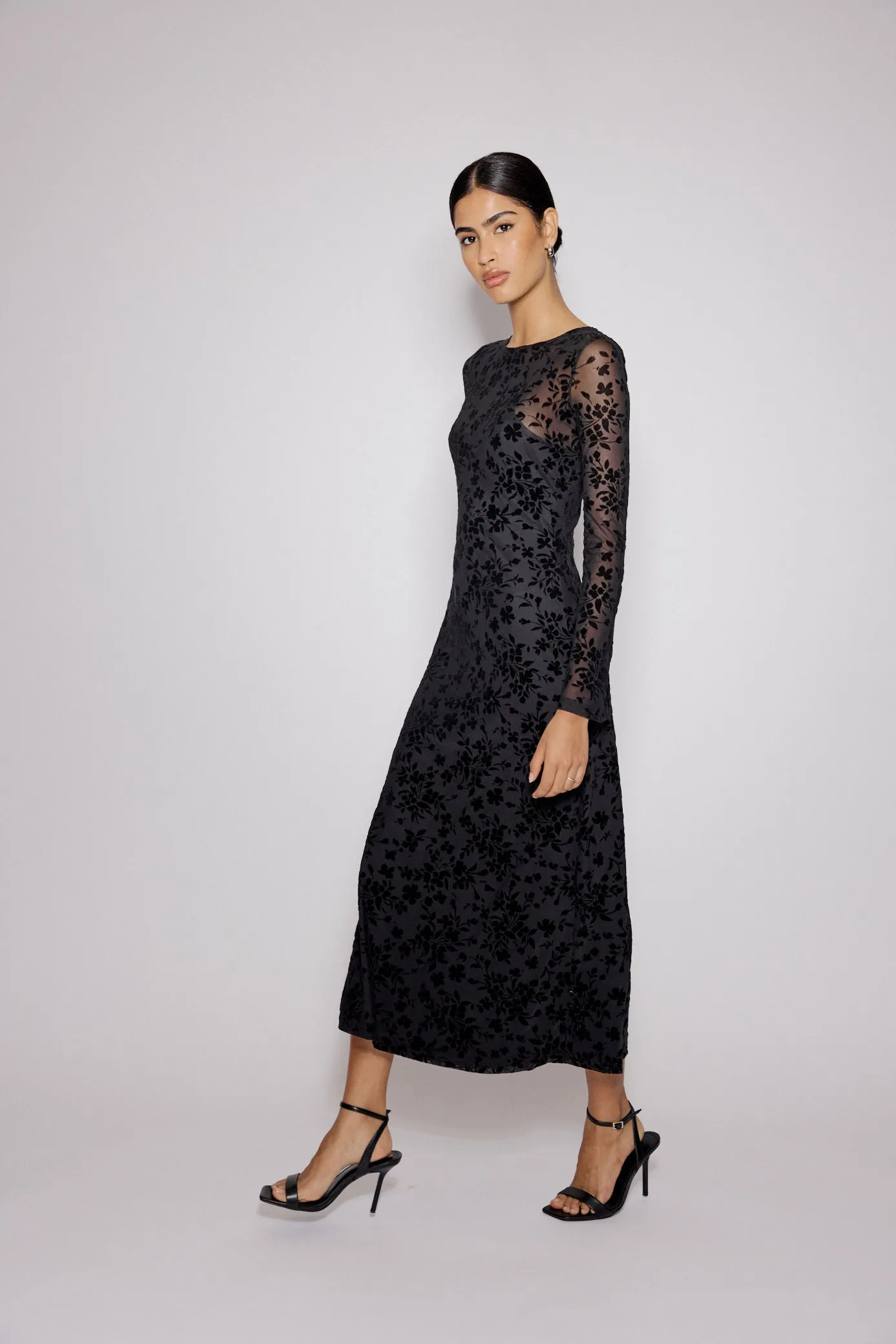 Black Floral Jaquard Velvet Stretch Mesh Midi Dress sold by Nobody's Child product image thumbnail 4