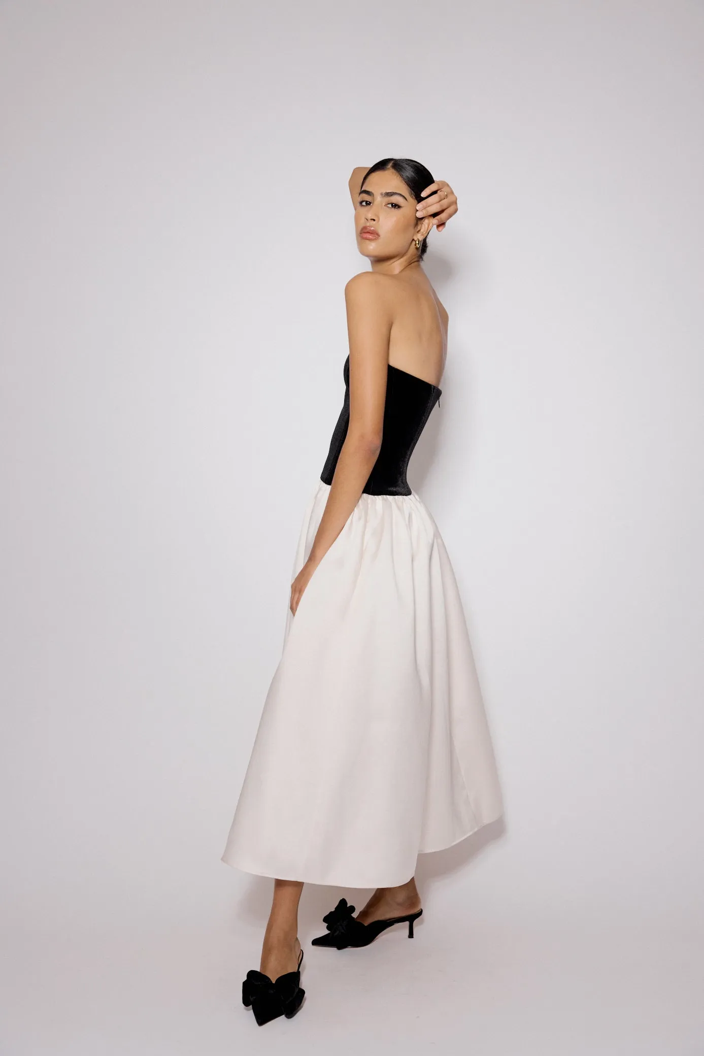 Black And White Bandeau Drop Waist Sienna Midi Dress sold by Nobody's Child product image thumbnail 3