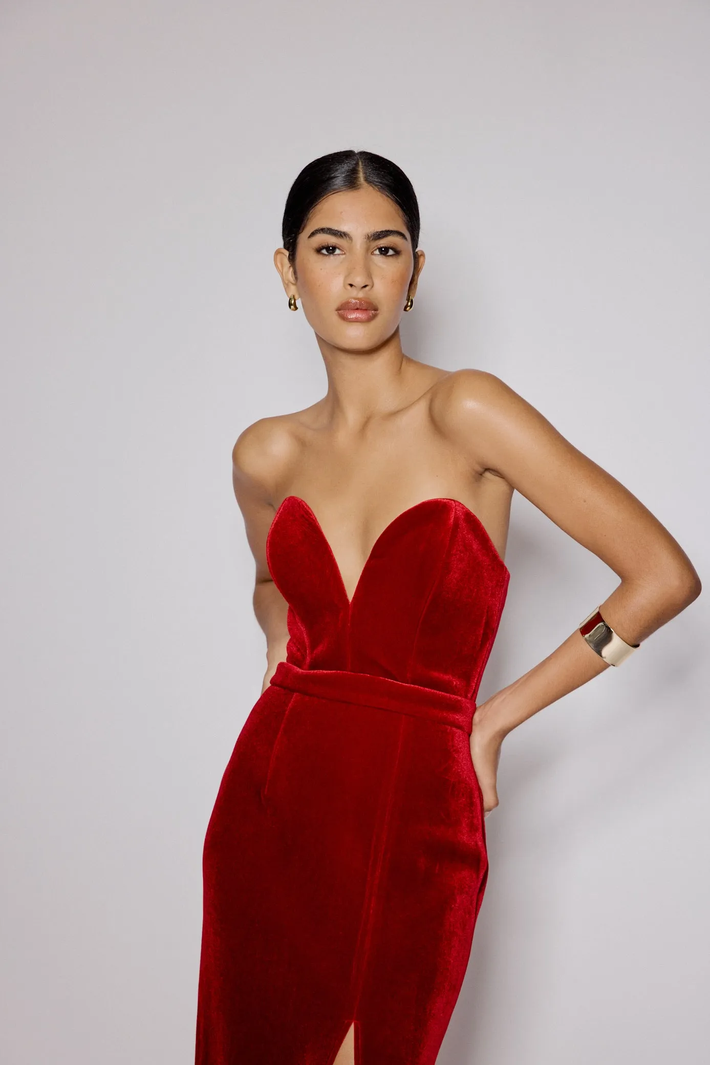 Red Sweetheart Bandeau Velvet Nola Midi Dress sold by Nobody's Child product image thumbnail 2
