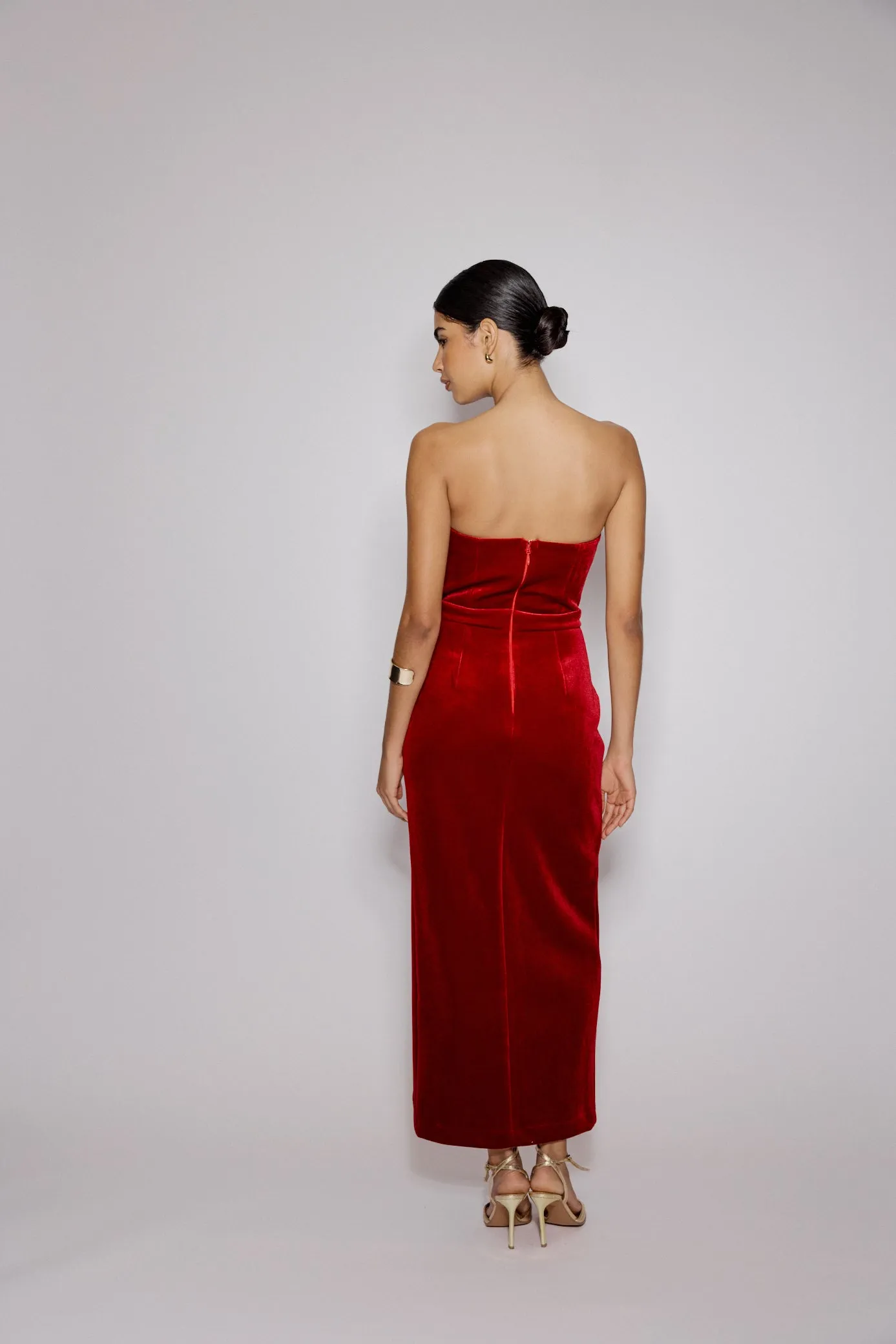 Red Sweetheart Bandeau Velvet Nola Midi Dress sold by Nobody's Child product image thumbnail 5