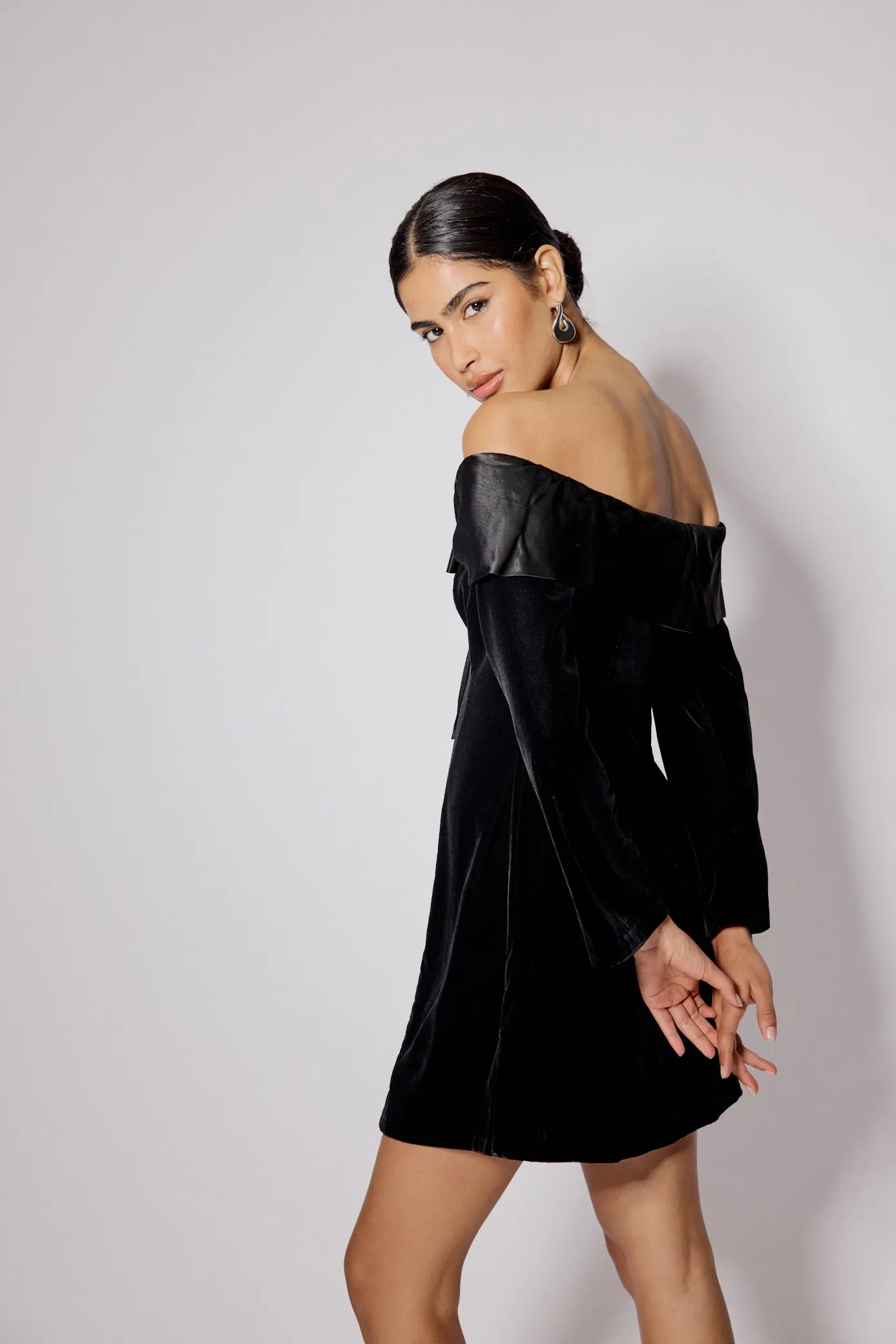 Black Velvet Off Shoulder Bow Capricorn Mini Dress sold by Nobody's Child product image thumbnail 5