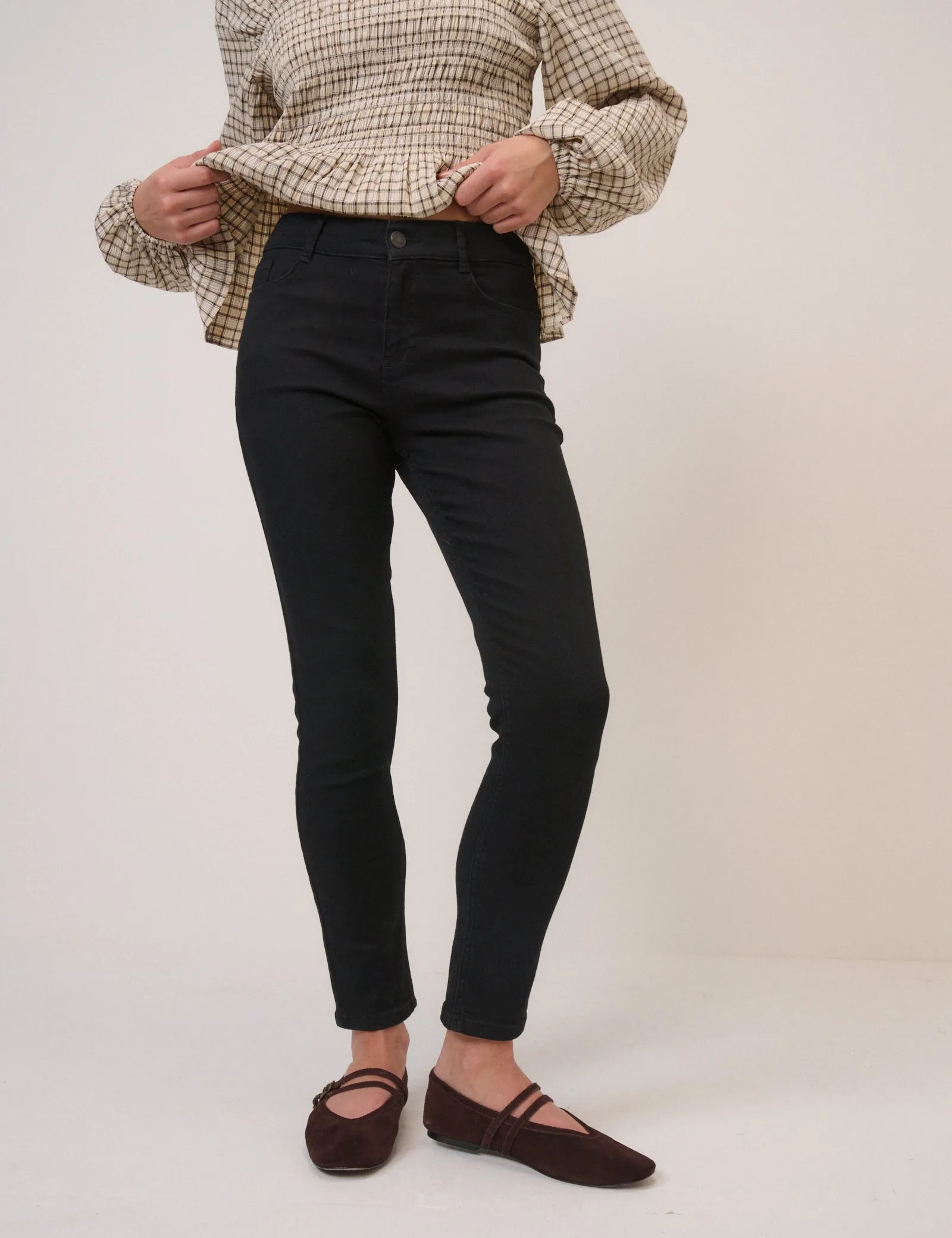 Black Chelsea Skinny Jeans sold by Nobody's Child product image thumbnail 2
