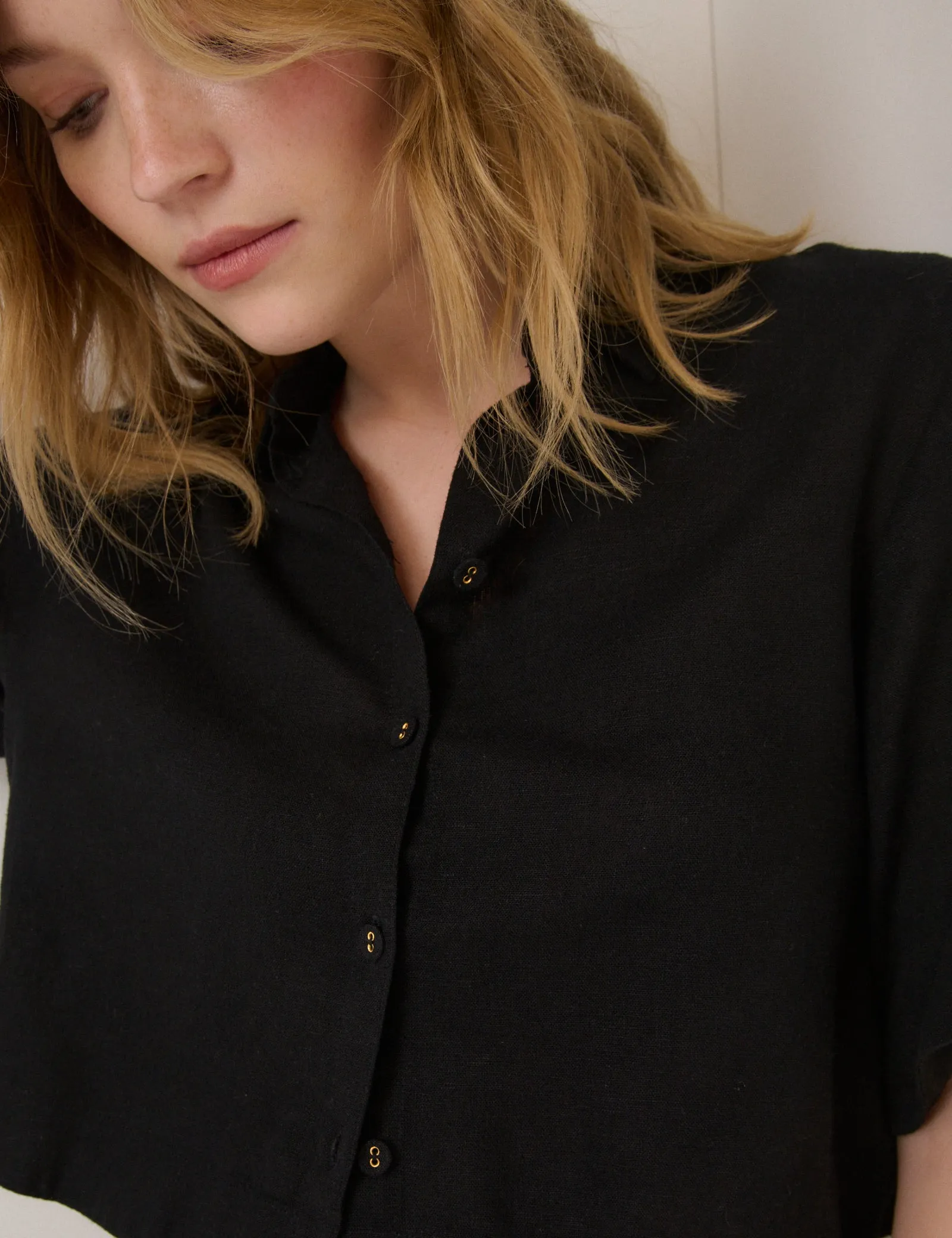 Black Linen-Blend Cropped Shirt sold by Nobody's Child product image thumbnail 5