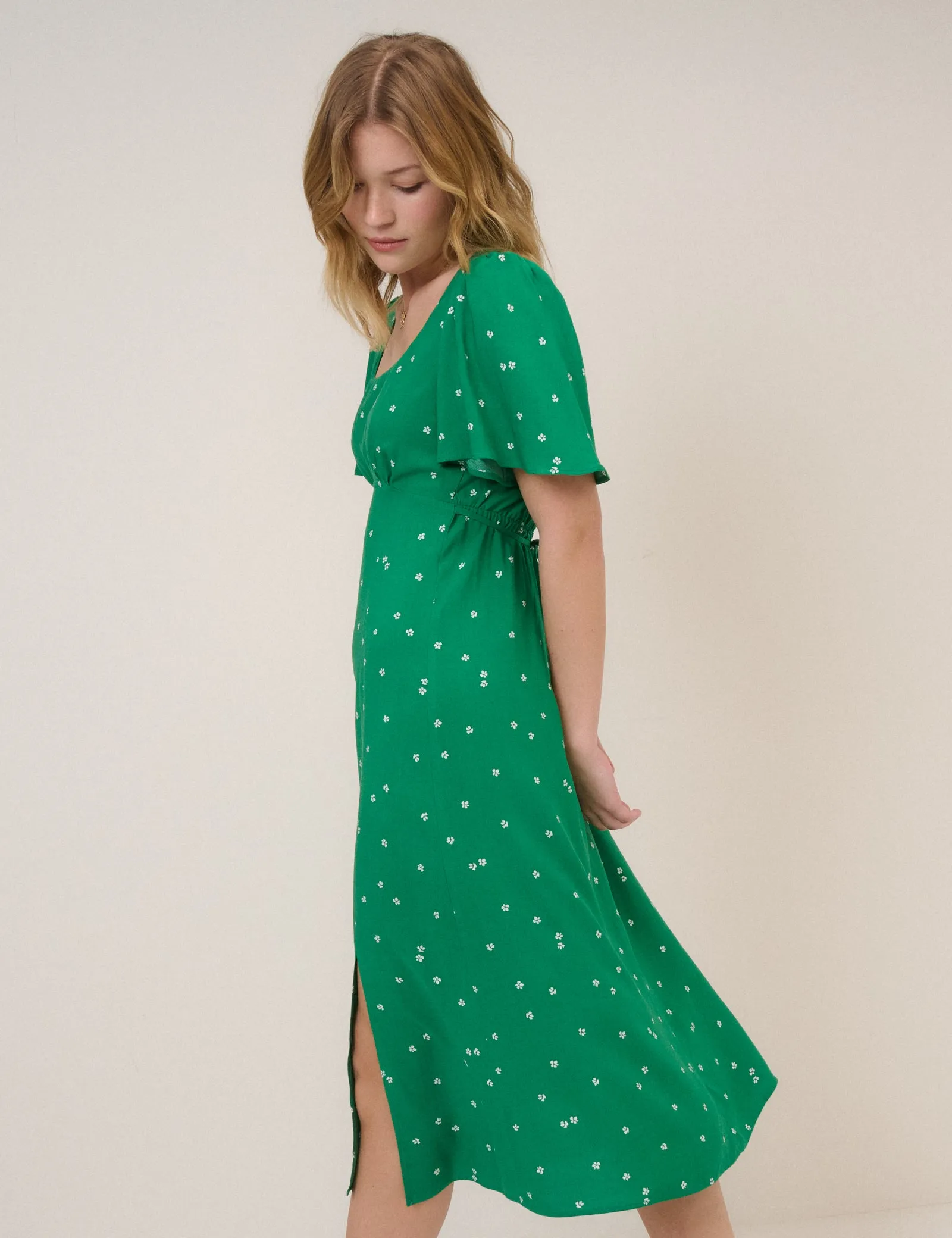 Green Floral Dee Dee Midi Dress sold by Nobody's Child product image thumbnail 5