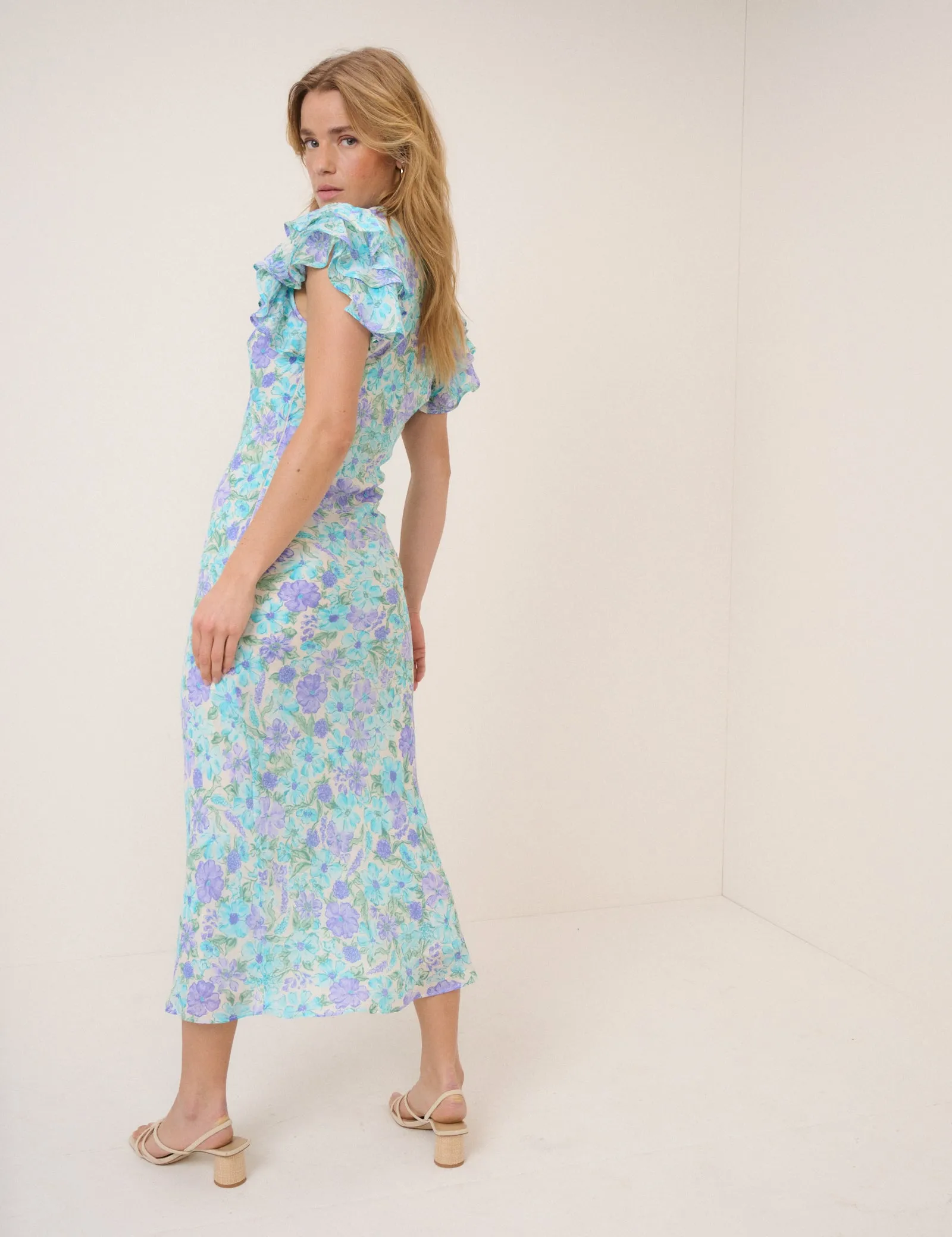 Blue Floral Layla Midi Dress sold by Nobody's Child product image thumbnail 5