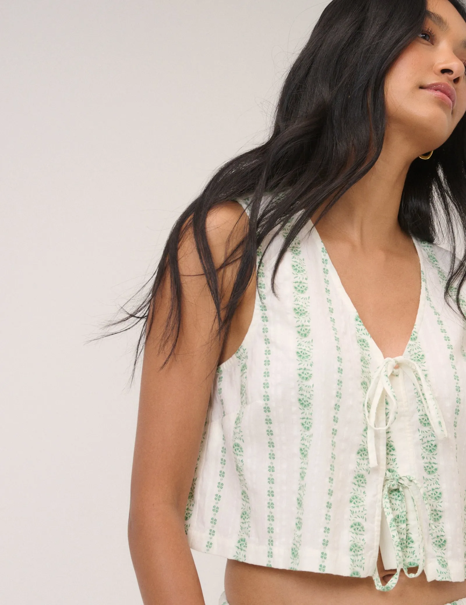 White Floral Swing Top sold by Nobody's Child product image thumbnail 4