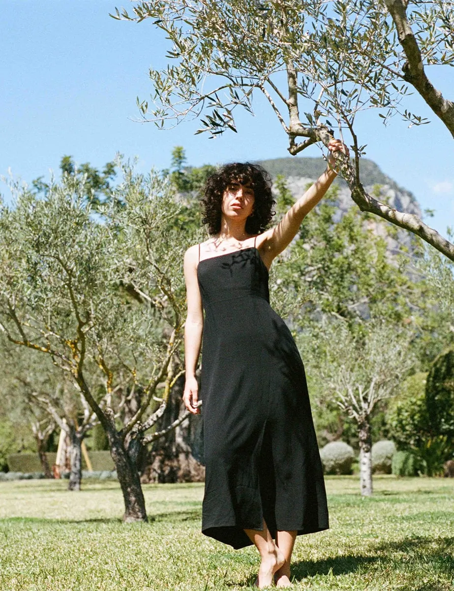 Black Linen-blend Spaghetti Strap Maddy Midaxi Dress sold by Nobody's Child product image thumbnail 2