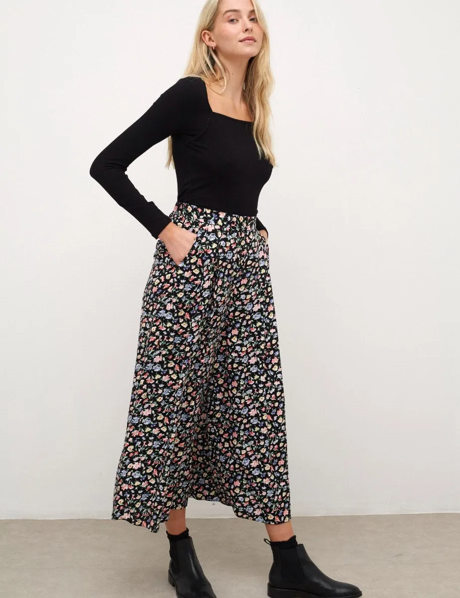 Zeena Wide Leg Trouser sold by Nobody's Child product image thumbnail 5