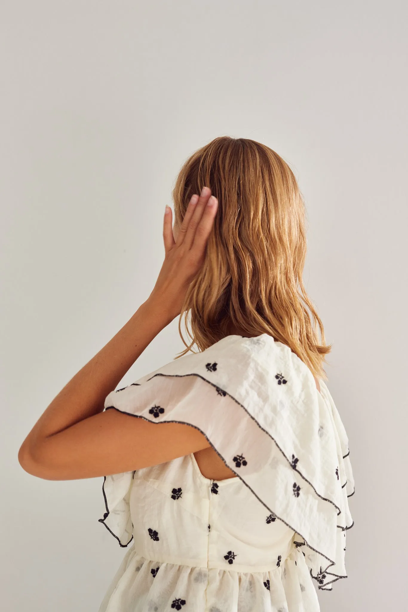 Louisa Blouse Offwhite sold by Noella Fashion product image thumbnail 3