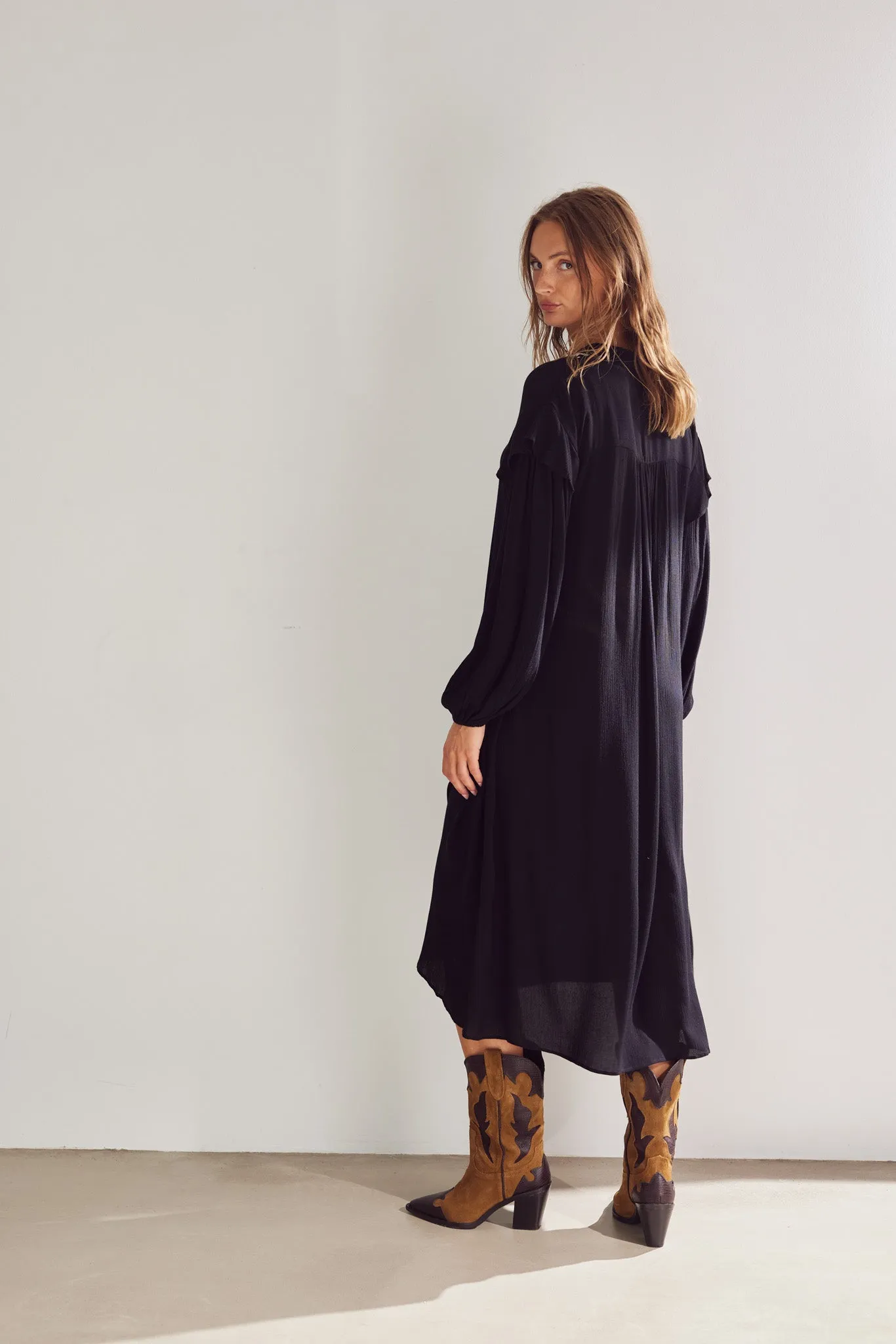 Keysanna Dress Black sold by Noella Fashion product image thumbnail 3