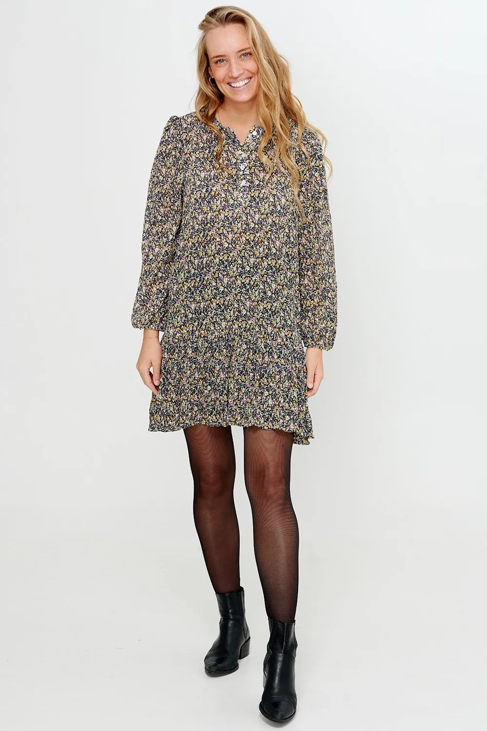 Taven Crepe Dress Navy/pink Flower sold by Noella Fashion product image thumbnail 5